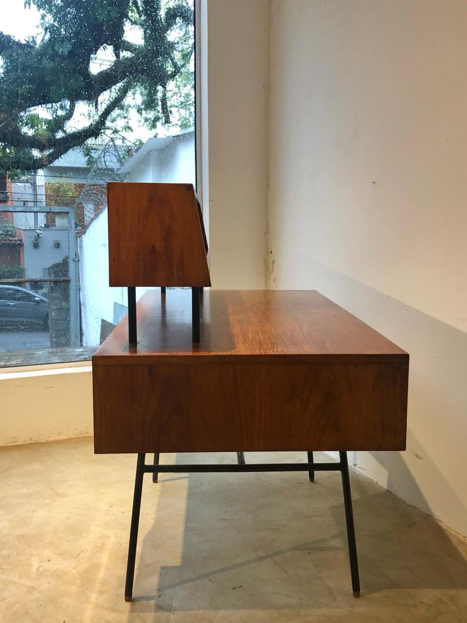 Carlo Hauner's Mid-Century Modern Personal Use Desk in Caviúna Wood and Iron For Sale 9