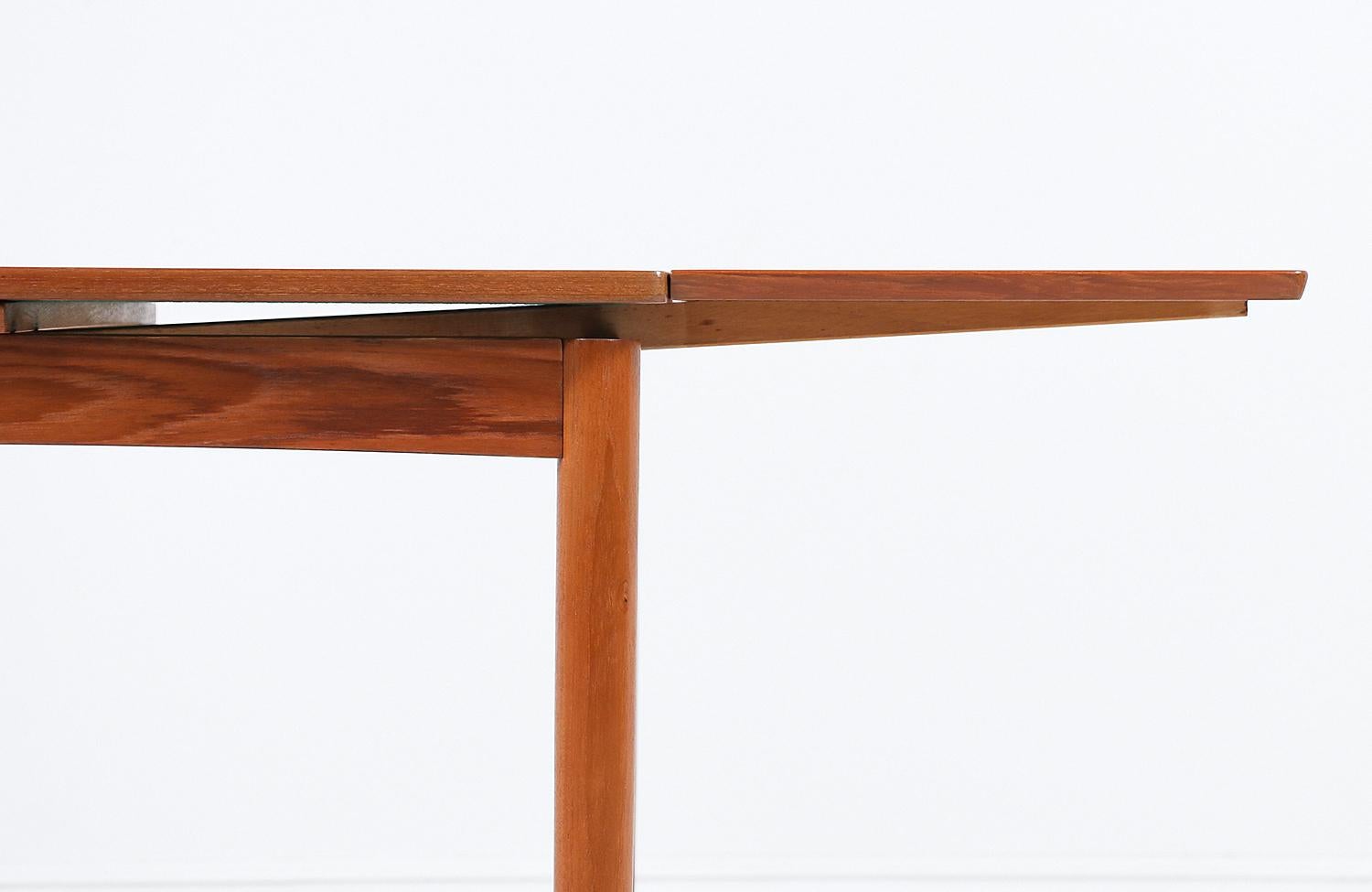 Carlo Jensen Flip-Top Expanding Dining / Game Table for Hundevad & Co. 2
