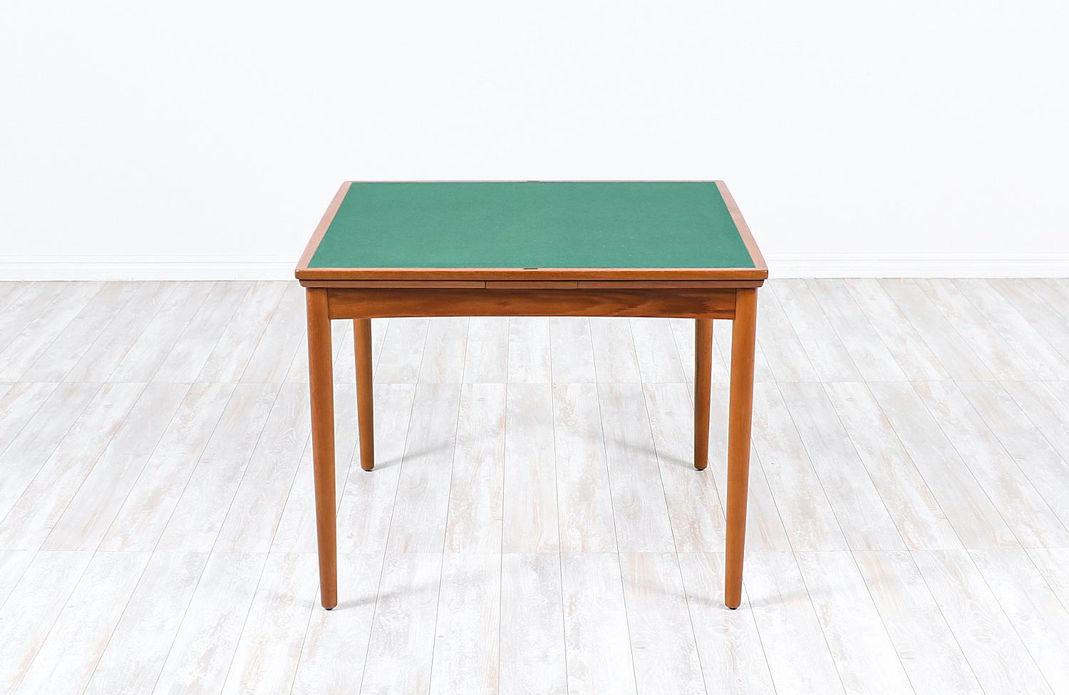 Mid-Century Modern Carlo Jensen Flip-Top Expanding Dining / Game Table for Hundevad & Co.