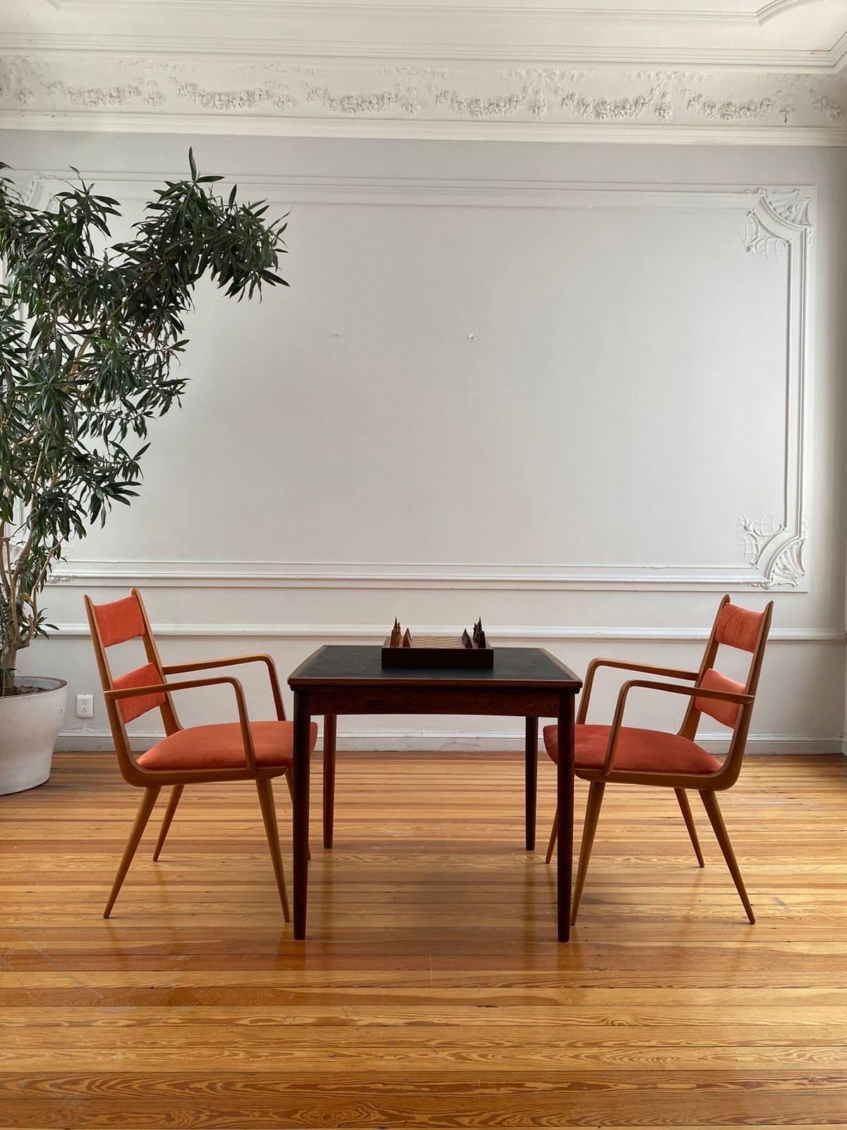 Carlo Jensen pour Hundevad  Table à rallonge danoise moderne en bois de rose avec rallonges Bon état - En vente à San Diego, CA