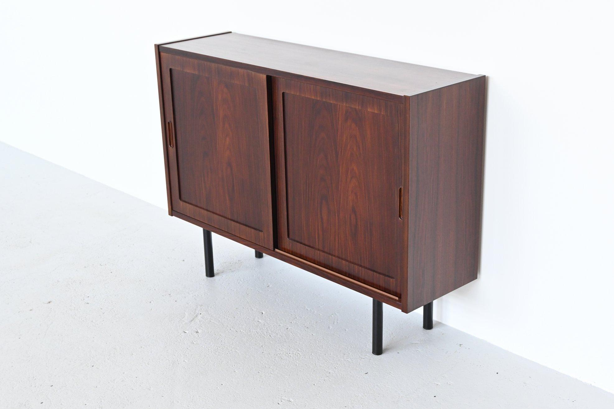 Carlo Jensen Hundevad & Co Rosewood Cabinets, Denmark, 1960 In Good Condition In Etten-Leur, NL