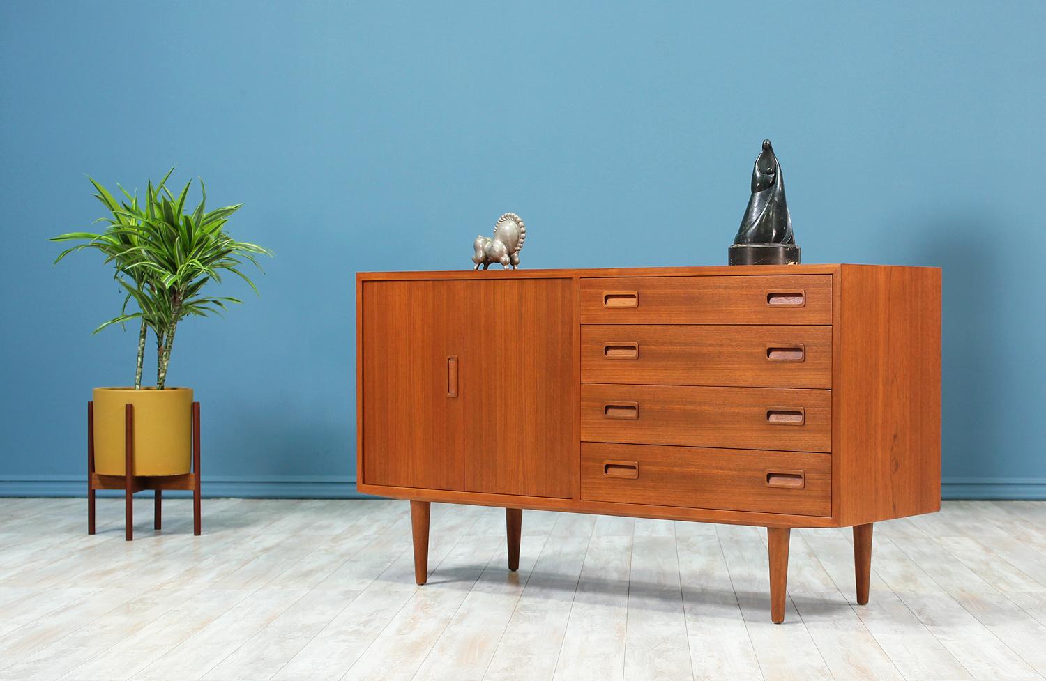 Danish Carlo Jensen Teak Credenza with Bi-Folding Doors for Hundevad & Co