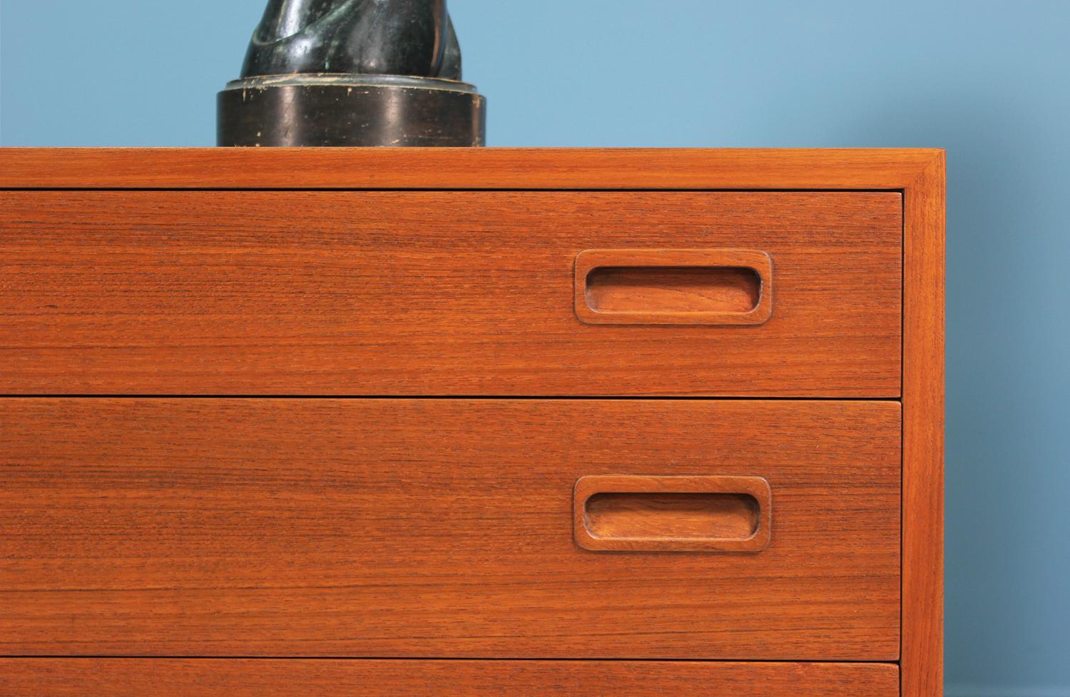 Carlo Jensen Teak Credenza with Bi-Folding Doors for Hundevad & Co 2