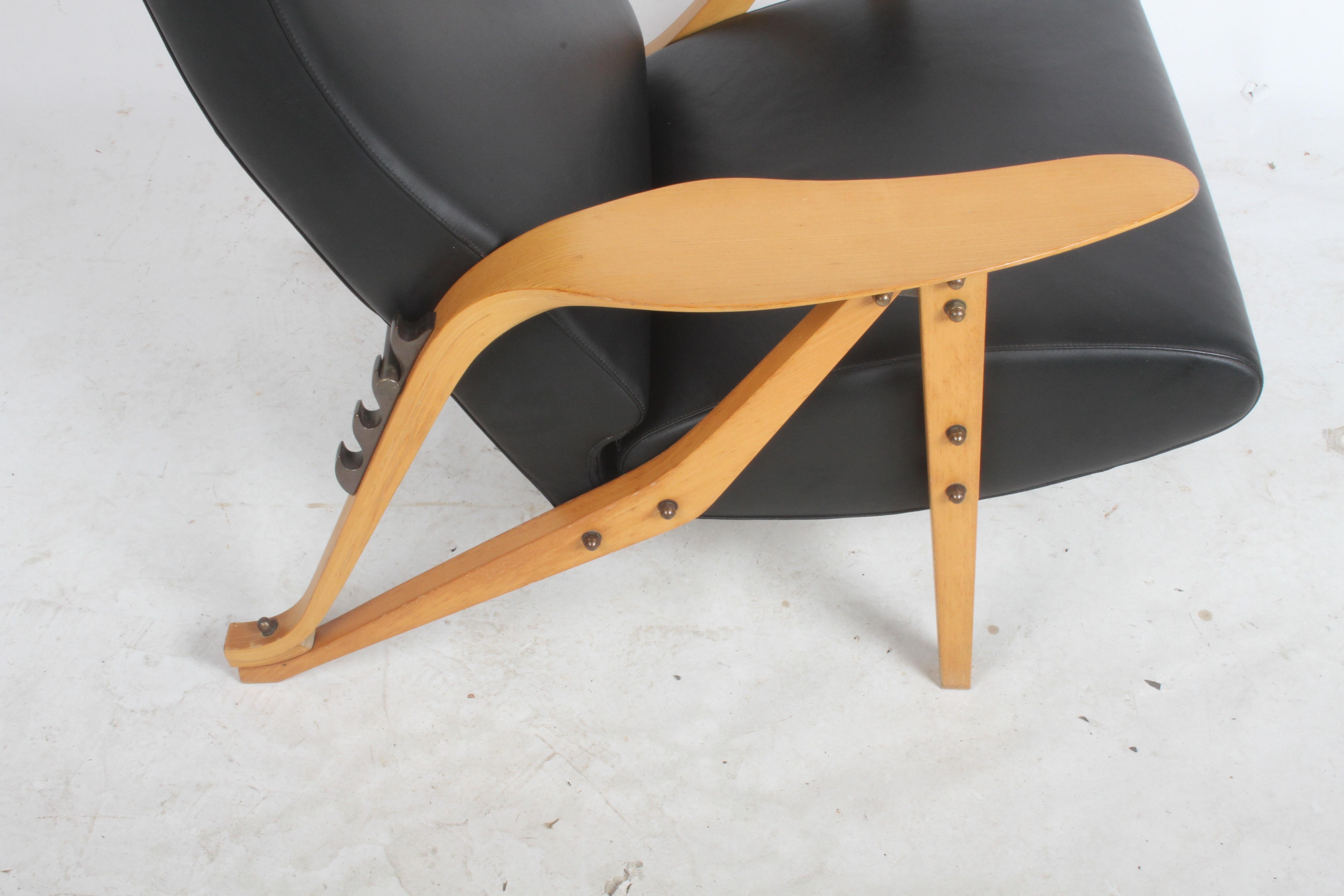 Carlo Mollino Gilda Lounge Chair by Zanotto Italy 1