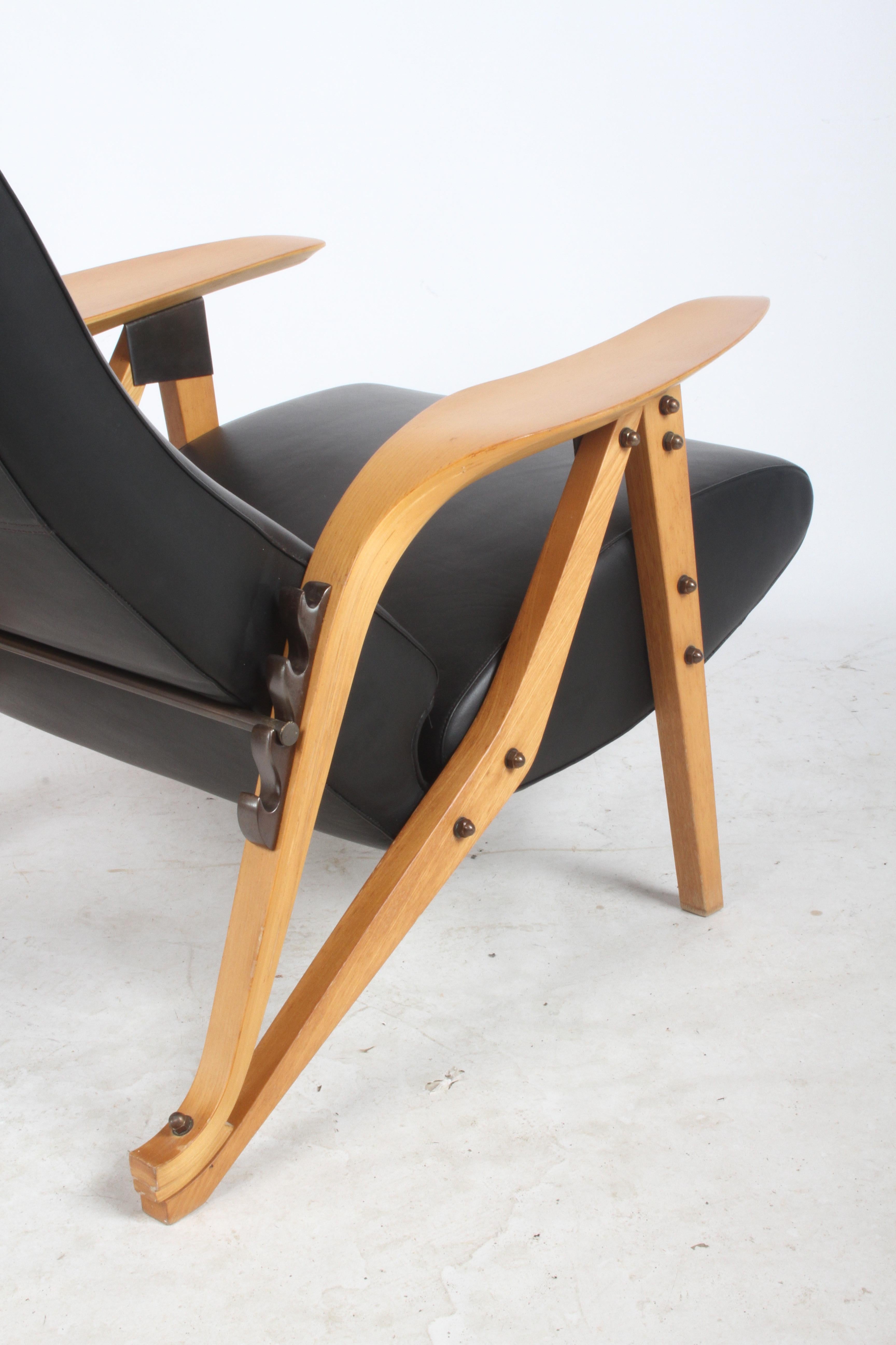 Carlo Mollino Gilda Lounge Chair by Zanotto Italy 2