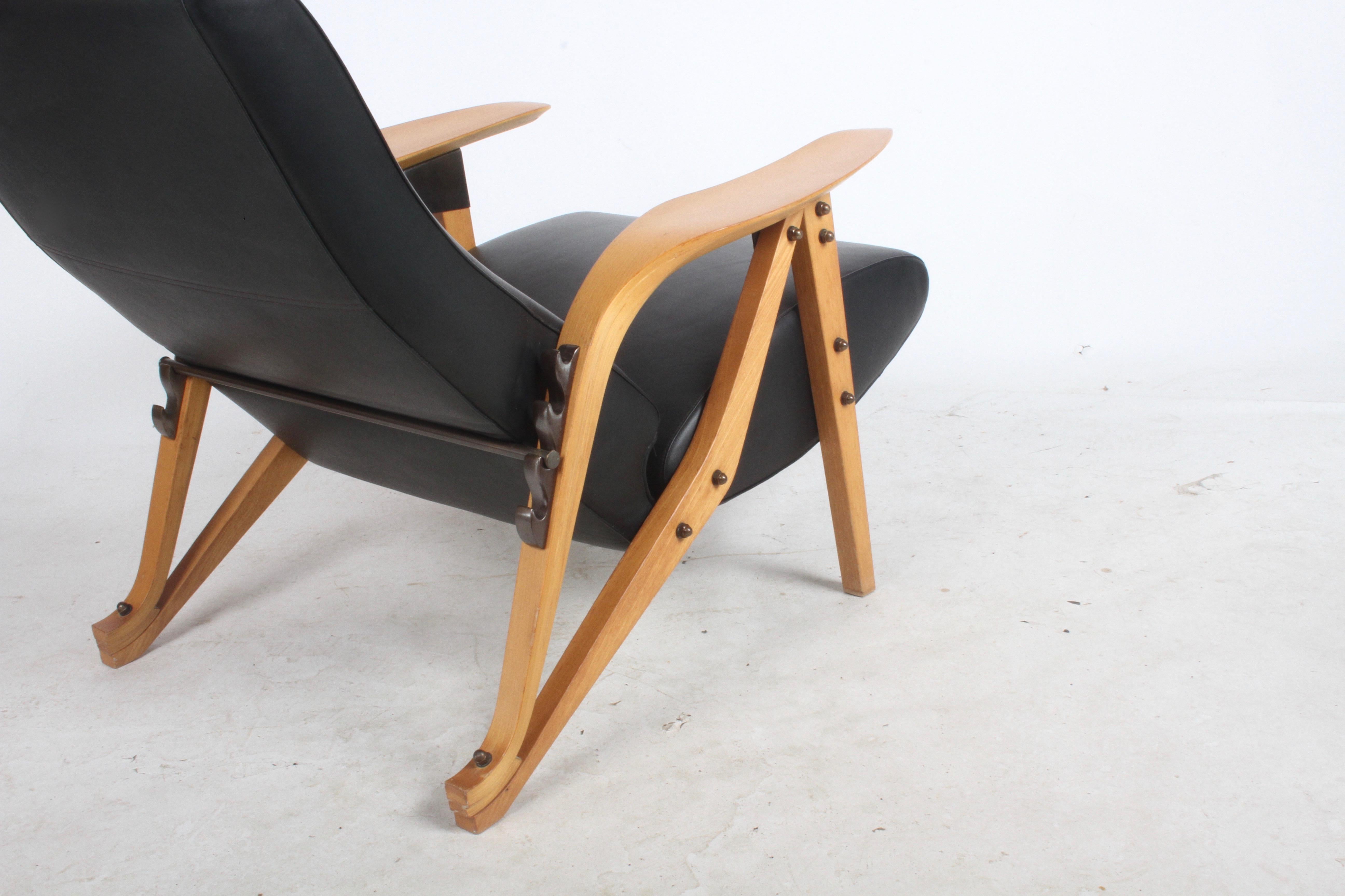 Carlo Mollino Gilda Lounge Chair by Zanotto Italy 5