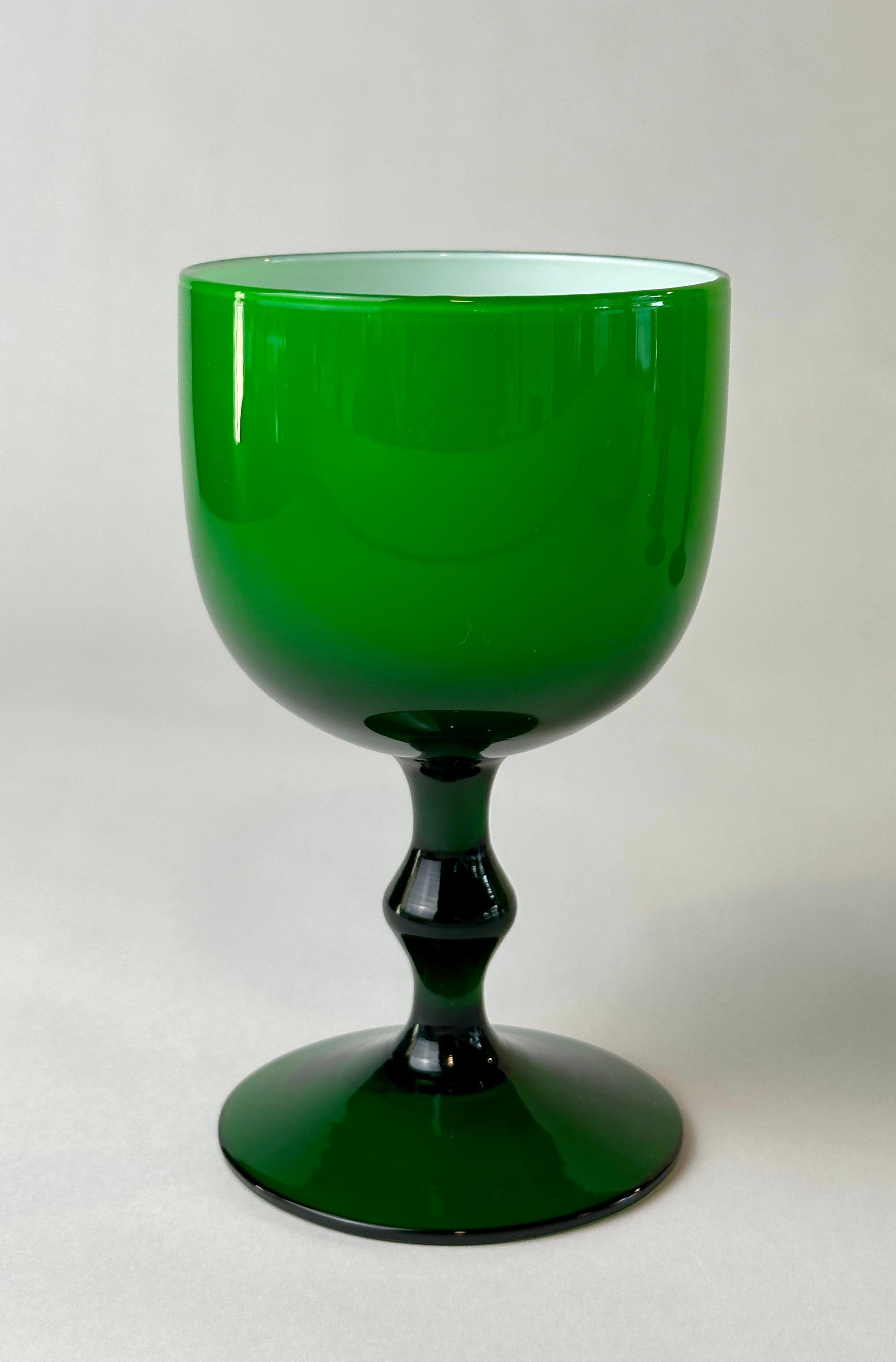 Italiano Carlo Moretti Calici da vino o da acqua verde smeraldo incassati, vetro italiano, Set di 4 in vendita
