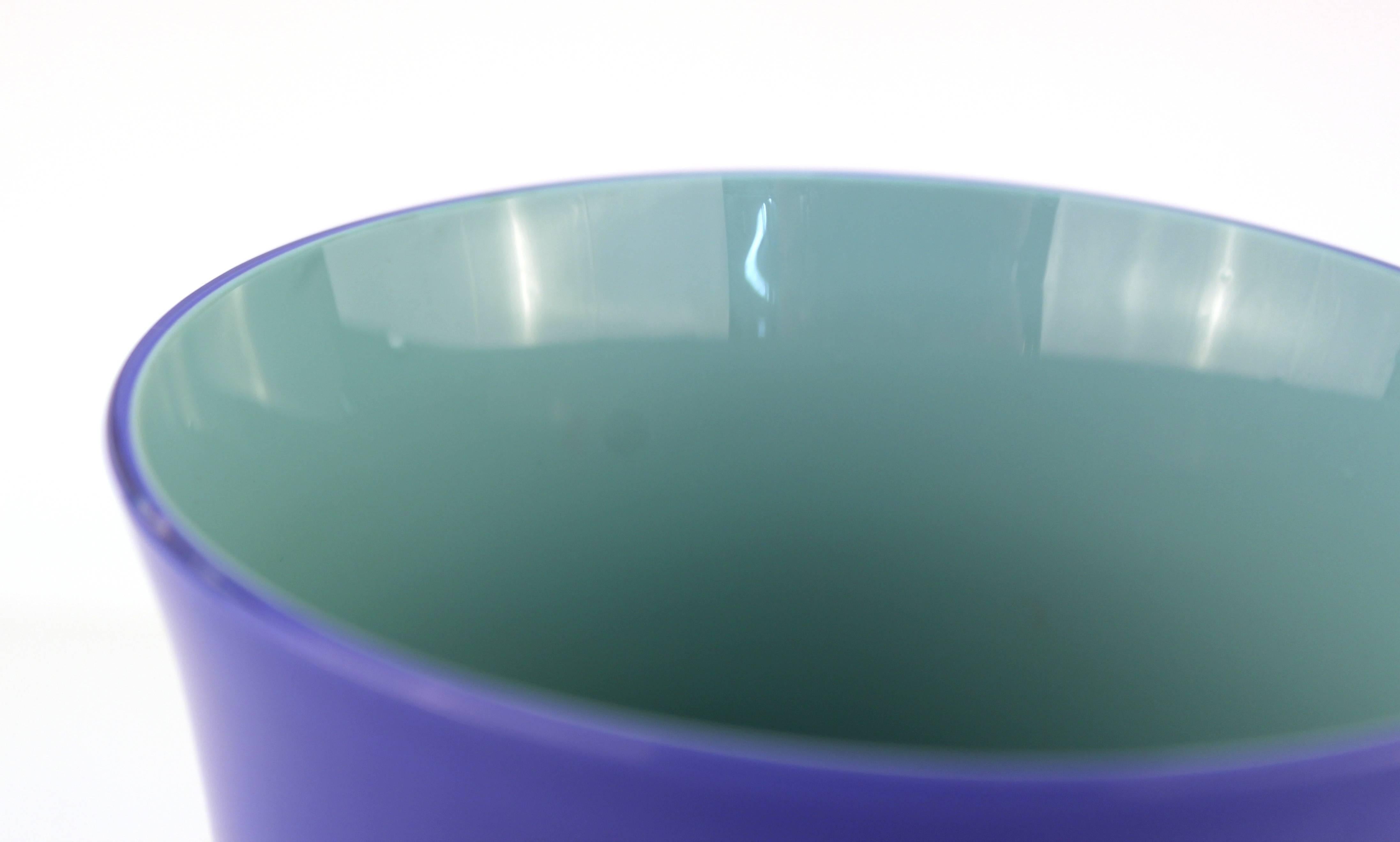 20th Century Carlo Moretti for Tiffany & Co. Vase in Violet Blue and Aqua with Signature