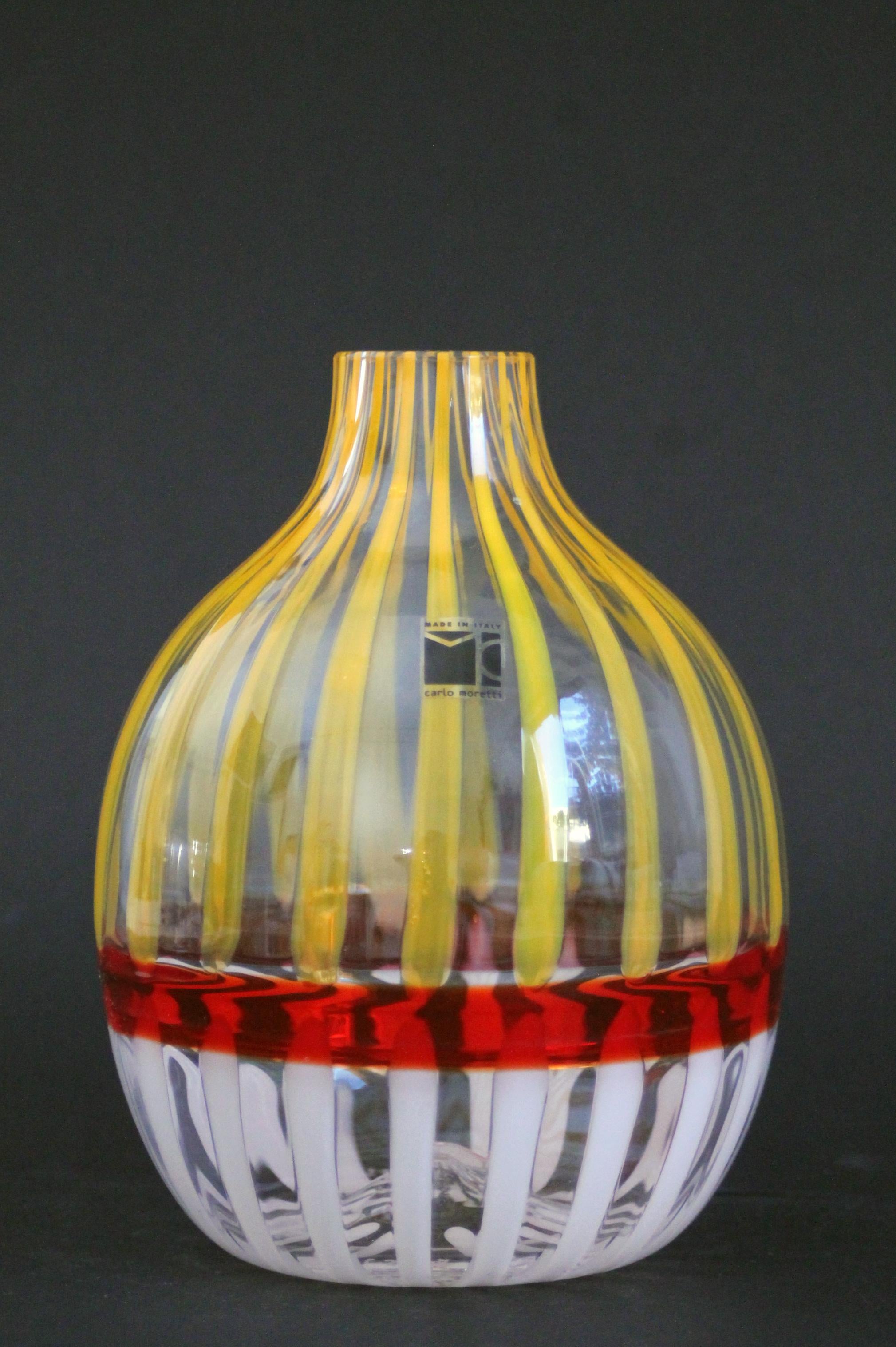 Carlo Moretti  Vase aus Murano-Glas (17x13x13cm)  Modernes Retro-Dekor aus der Mitte des Jahrhunderts! (21. Jahrhundert und zeitgenössisch) im Angebot