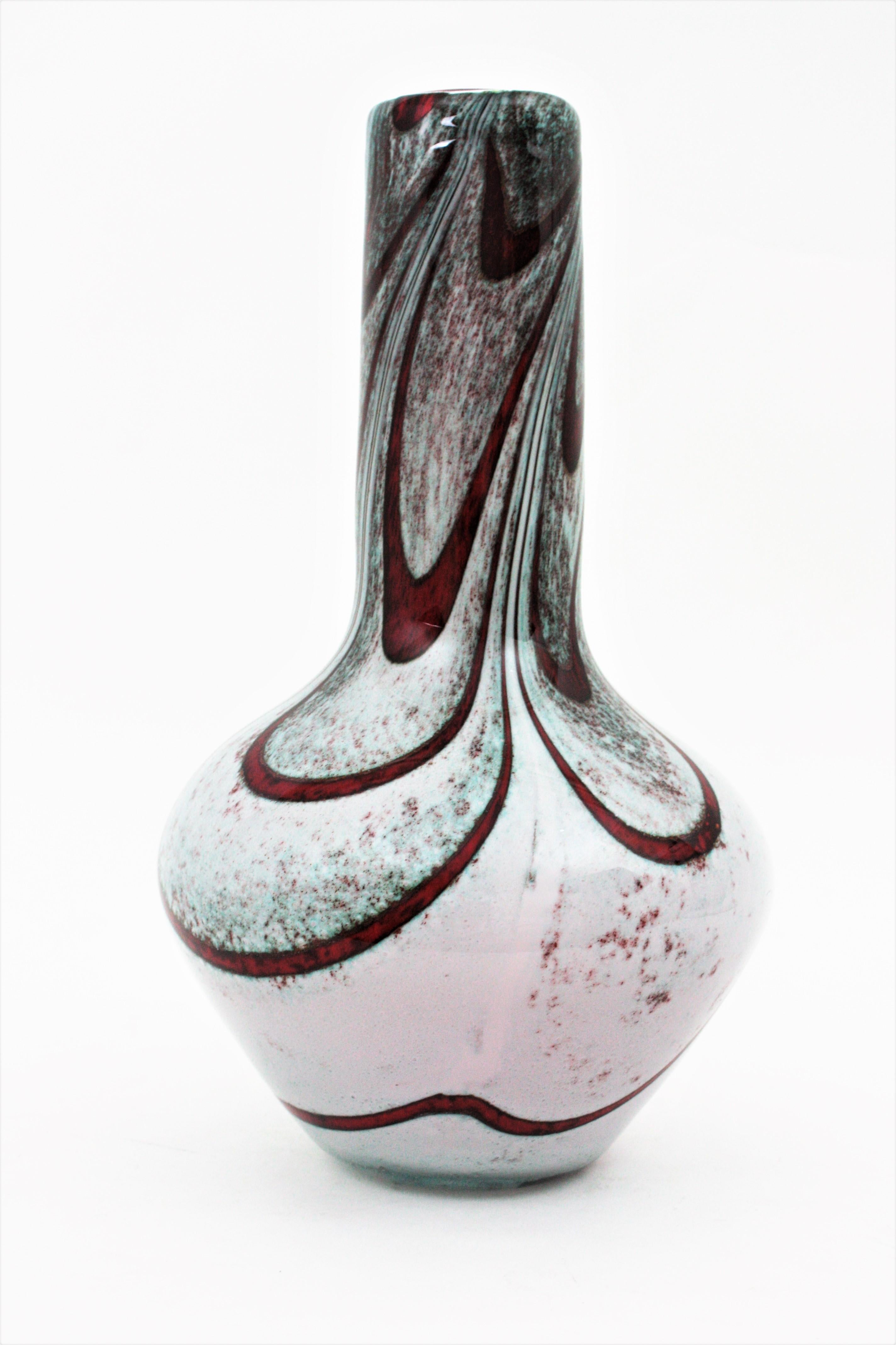 Carlo Moretti Murano White Red Stripes Art Glass Vase, 1960s For Sale 3