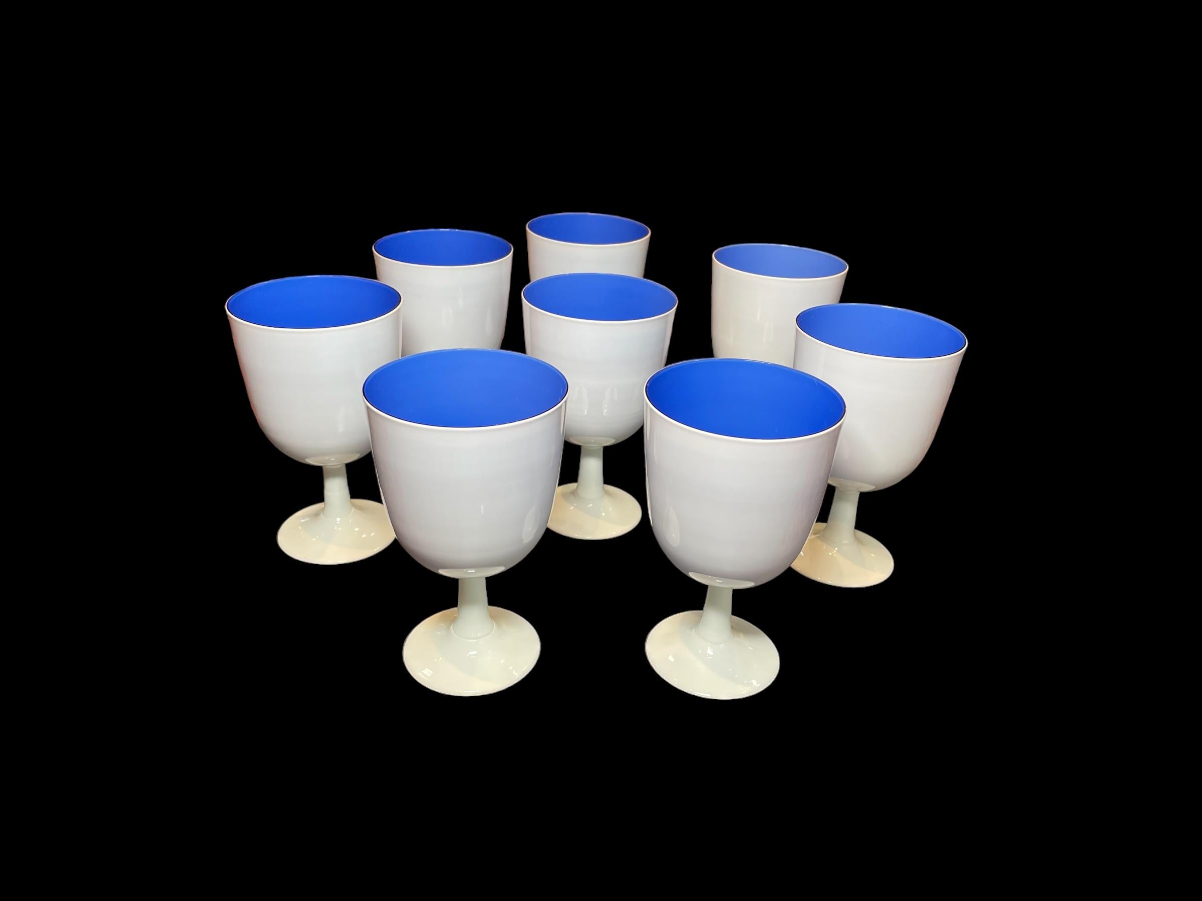Carlo Moretti Set of Eight White and Blue Murano Glass Goblets For Sale 3