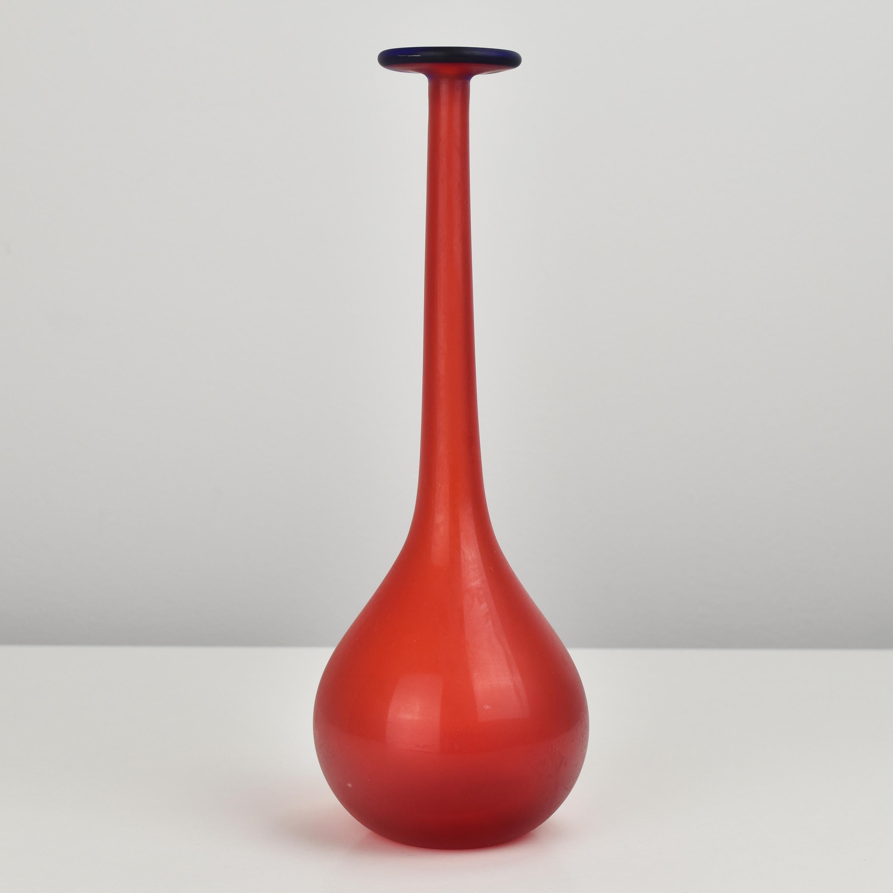 Italian Carlo Moretti Soliflor Glass Vase Red Scavo Etched Murano Studio Art Glass  For Sale