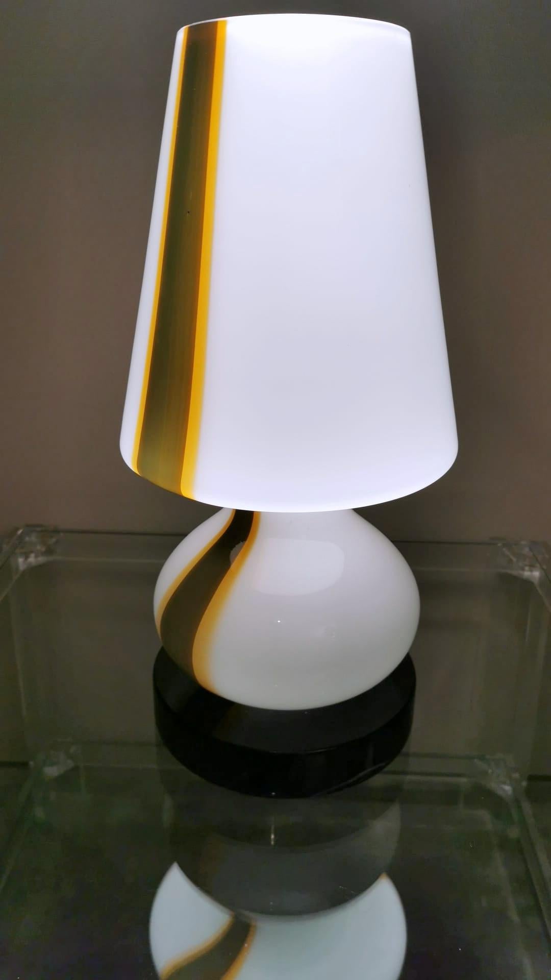 Carlo Moretti Style Italian Space Age Lamp in Murano Glass and Marble Base In Good Condition For Sale In Prato, Tuscany