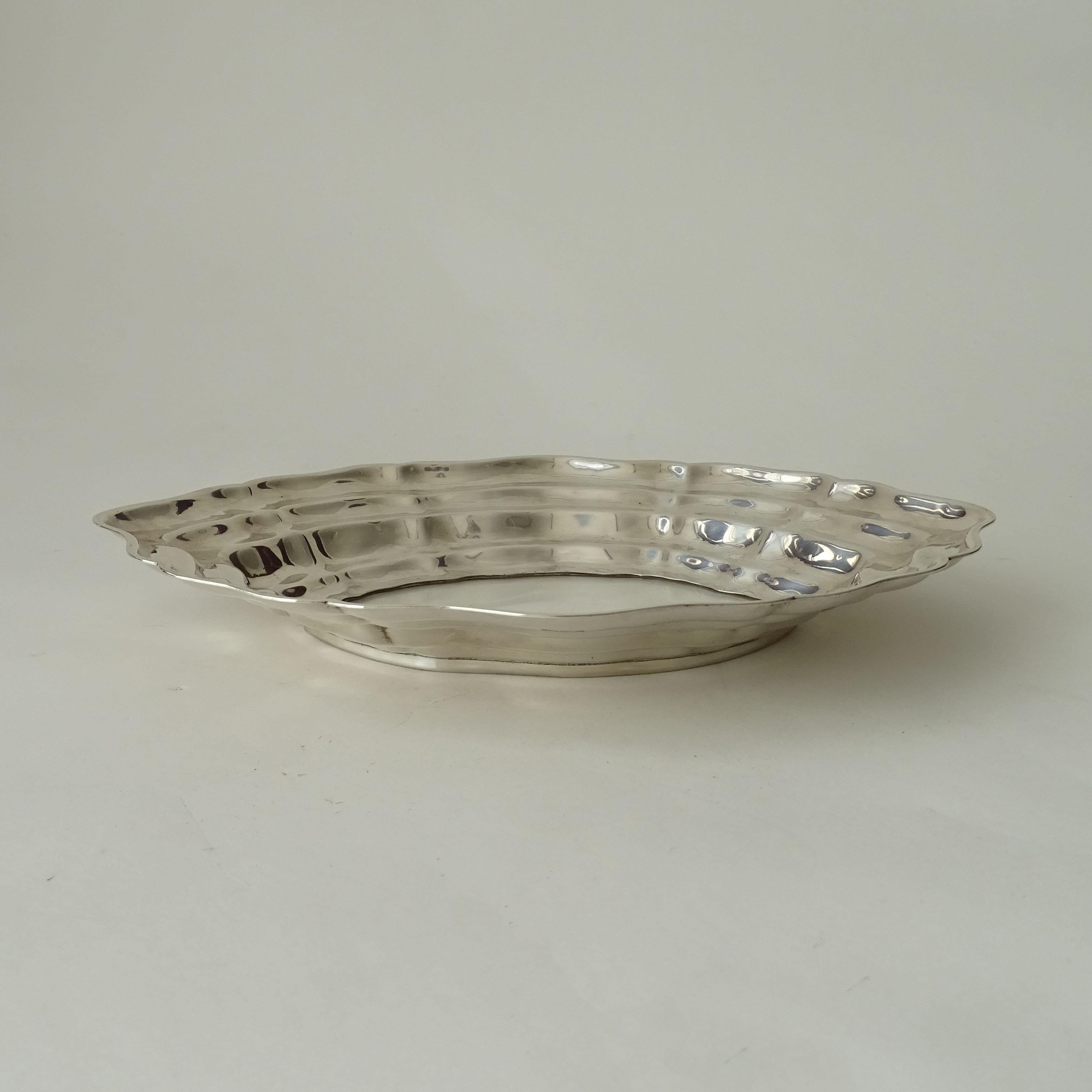 Carlo Mozzoni Milano Ungewöhnlicher Tafelaufsatz aus Silber und Glas, Italien 1970er Jahre