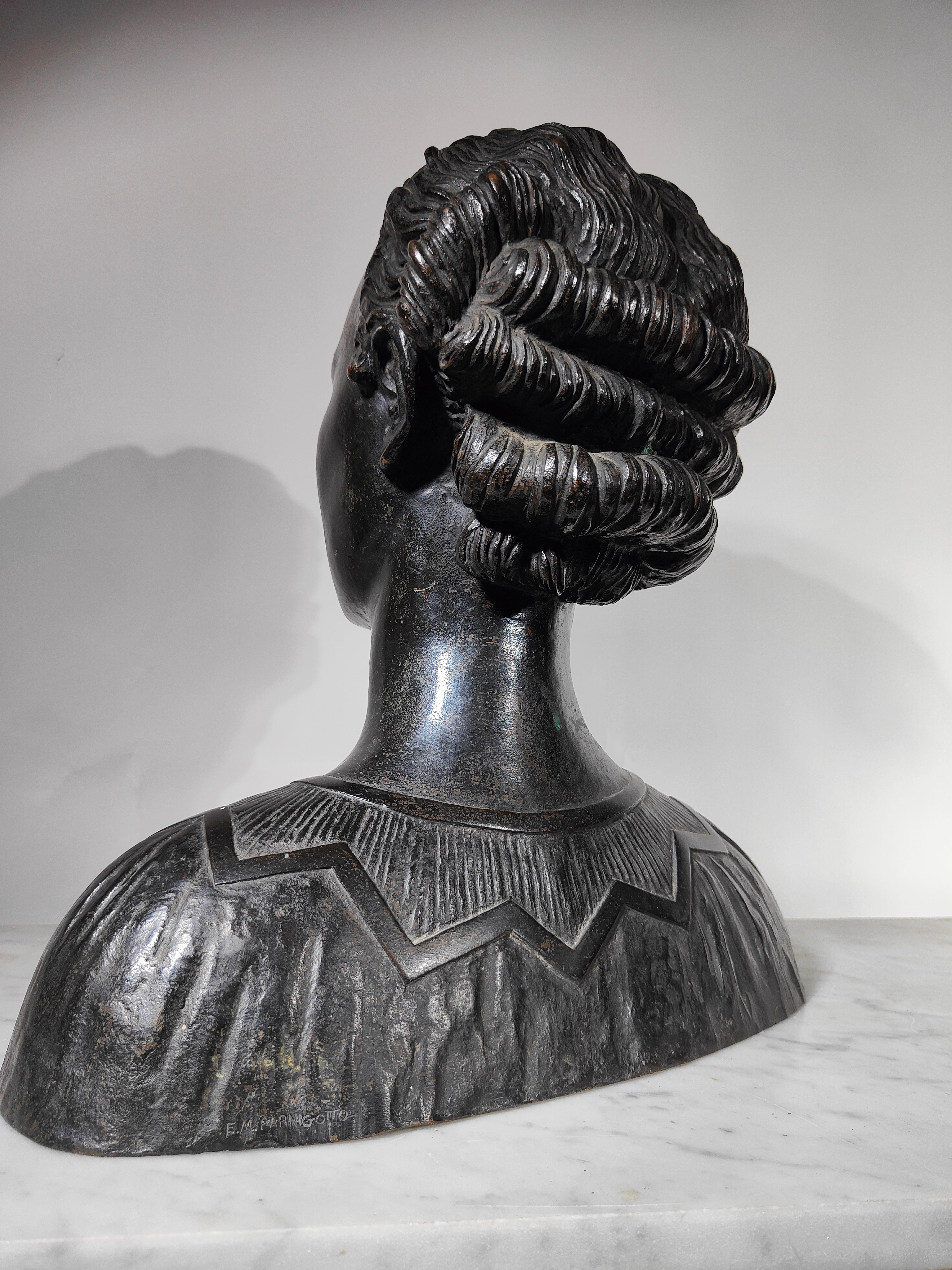 Moderne Bronzebüste von Carlo Munari, Enrico Parnigotto im Angebot 13