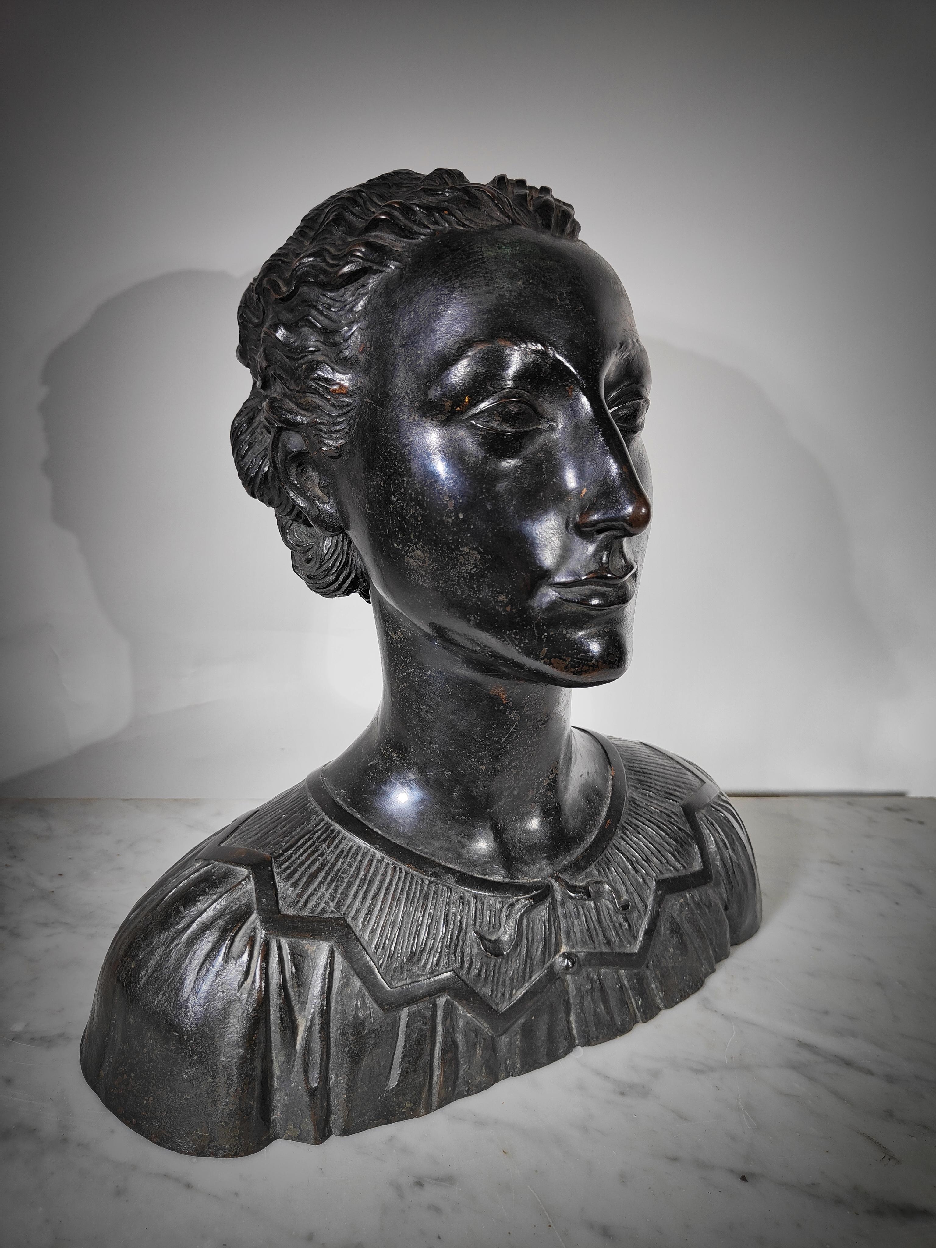 Moderne Bronzebüste von Carlo Munari, Enrico Parnigotto im Angebot 3