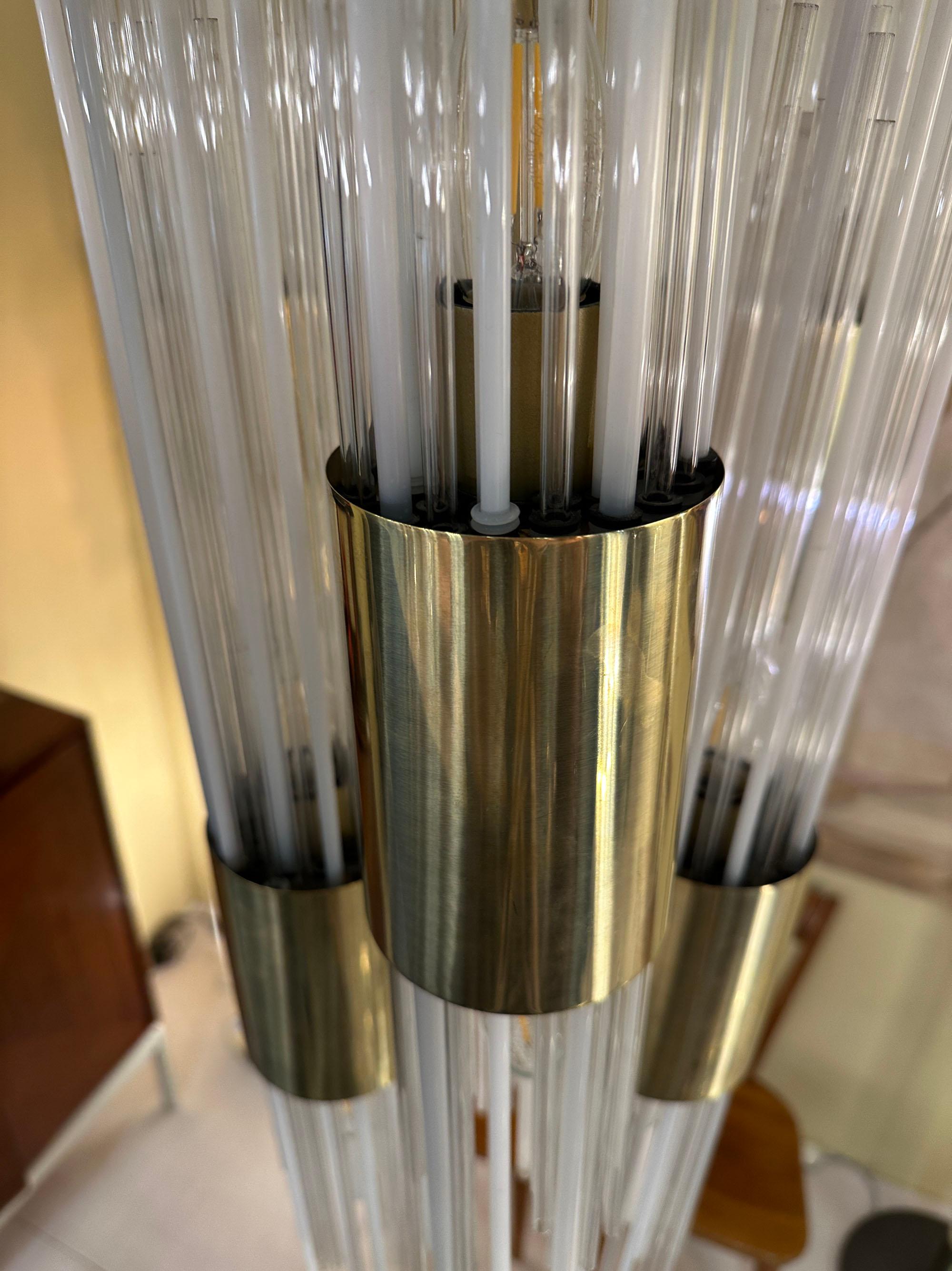 Carlo Nason Attribut Kronleuchter Messing mit Fontäne von Glas Stränge Italien 1960 im Angebot 3