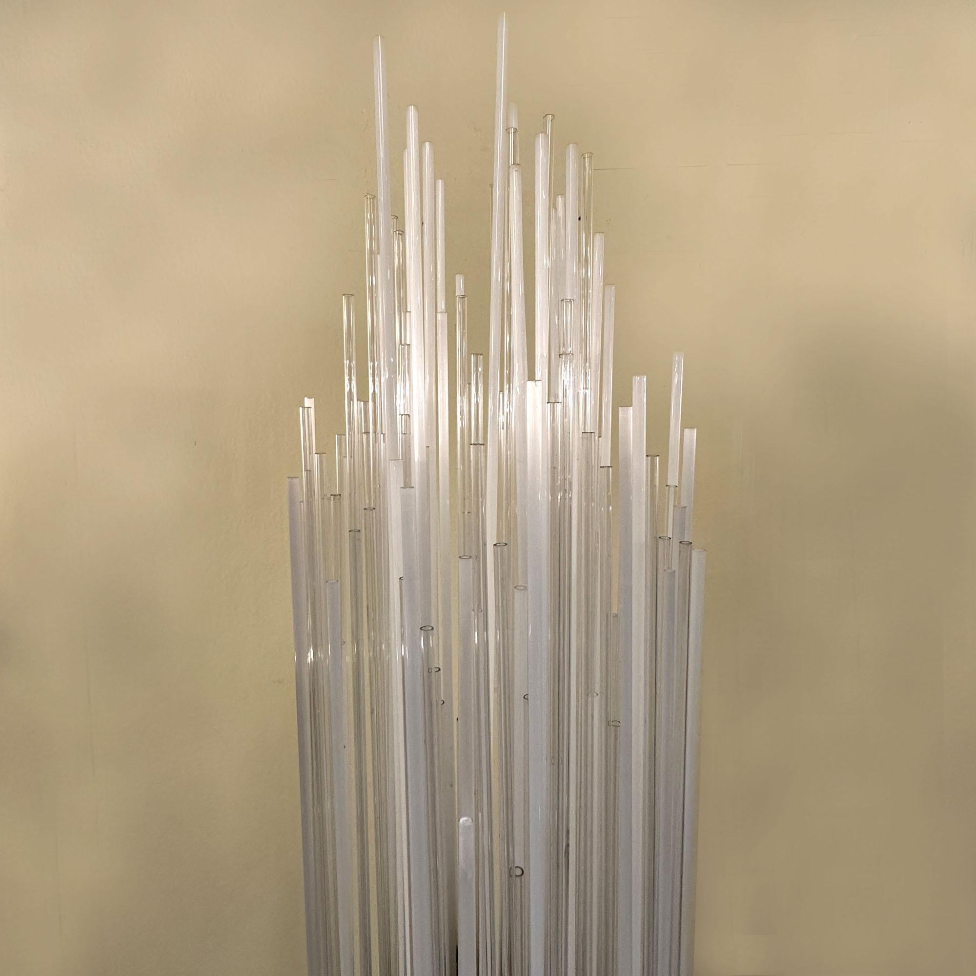 Carlo Nason attributo Lampada da terra in ottone con fontana di fili di vetro Italia 1960 in vendita 4