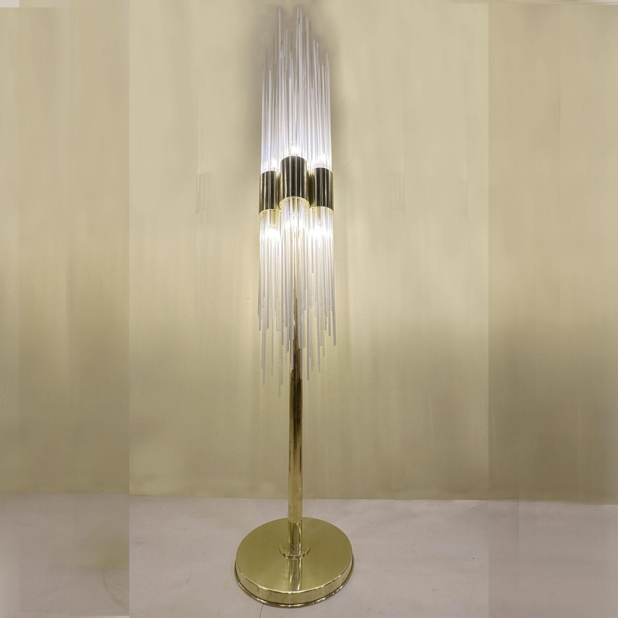 Carlo Nason attributo Lampada da terra in ottone con fontana di fili di vetro Italia 1960 in vendita 5