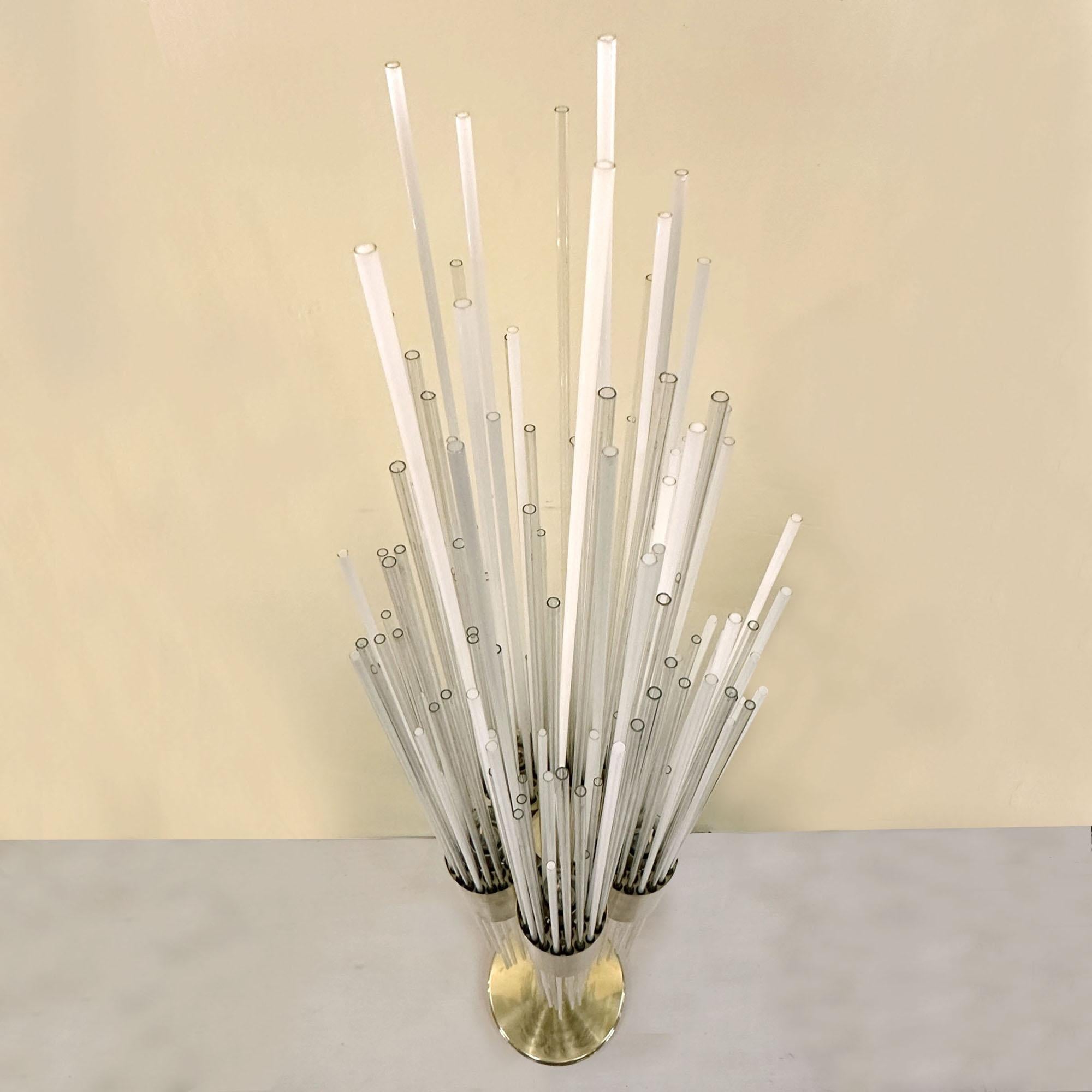 Carlo Nason attributo Lampada da terra in ottone con fontana di fili di vetro Italia 1960 in vendita 8