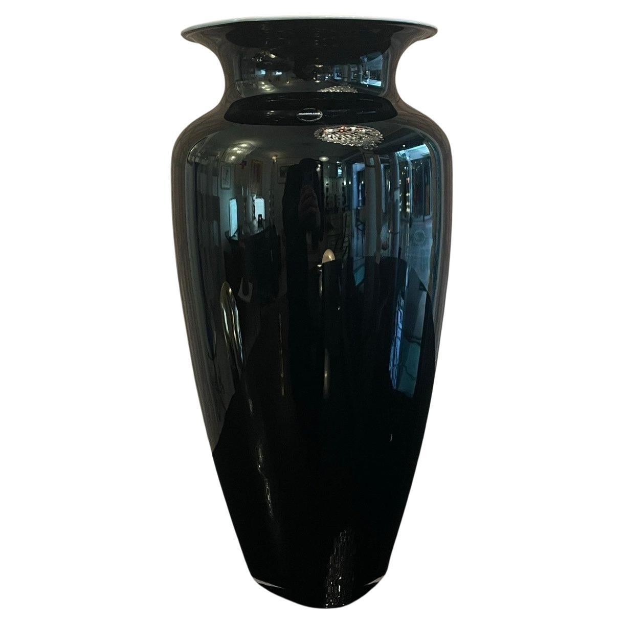 Carlo Nason baluster vase Black/White Murano For Sale