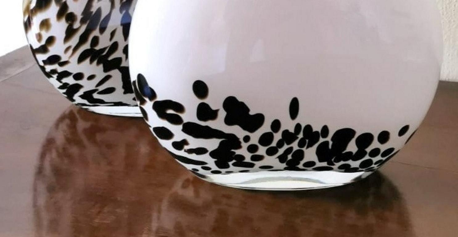 Mid-Century Modern Carlo Nason Design Pair Vases Murano White Glass Leopard Print