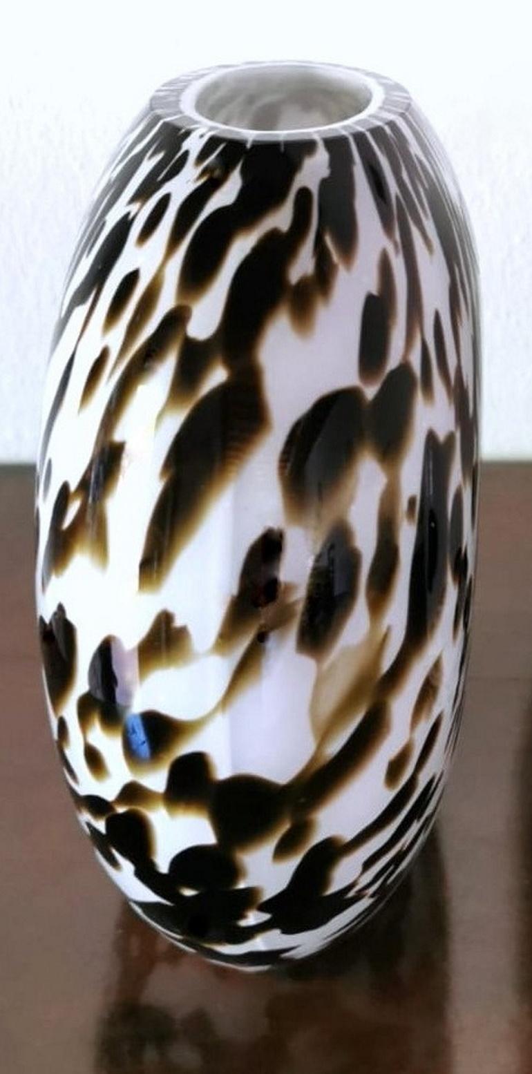 Carlo Nason Design Pair Vases Murano White Glass Leopard Print In Good Condition In Prato, Tuscany