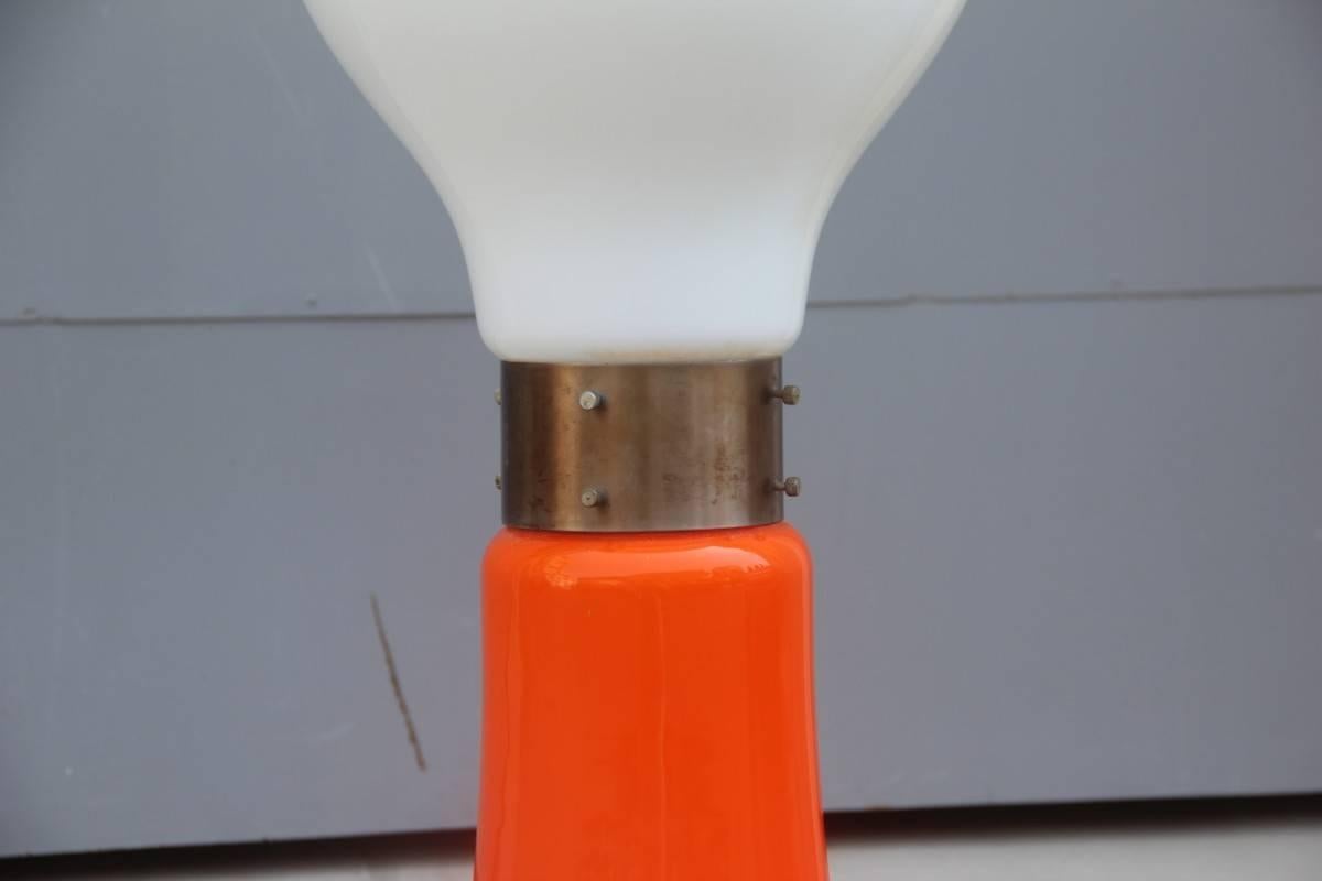 Mid-Century Modern Lampadaire Carlo Nason Pop Art des années 1960, design Mazzega, couleur orange et blanc  en vente