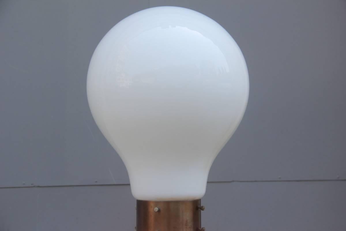 Italiano Carlo Nason Lampada da terra Pop Art 1960s Mazzega Design Colore arancione bianco in vendita