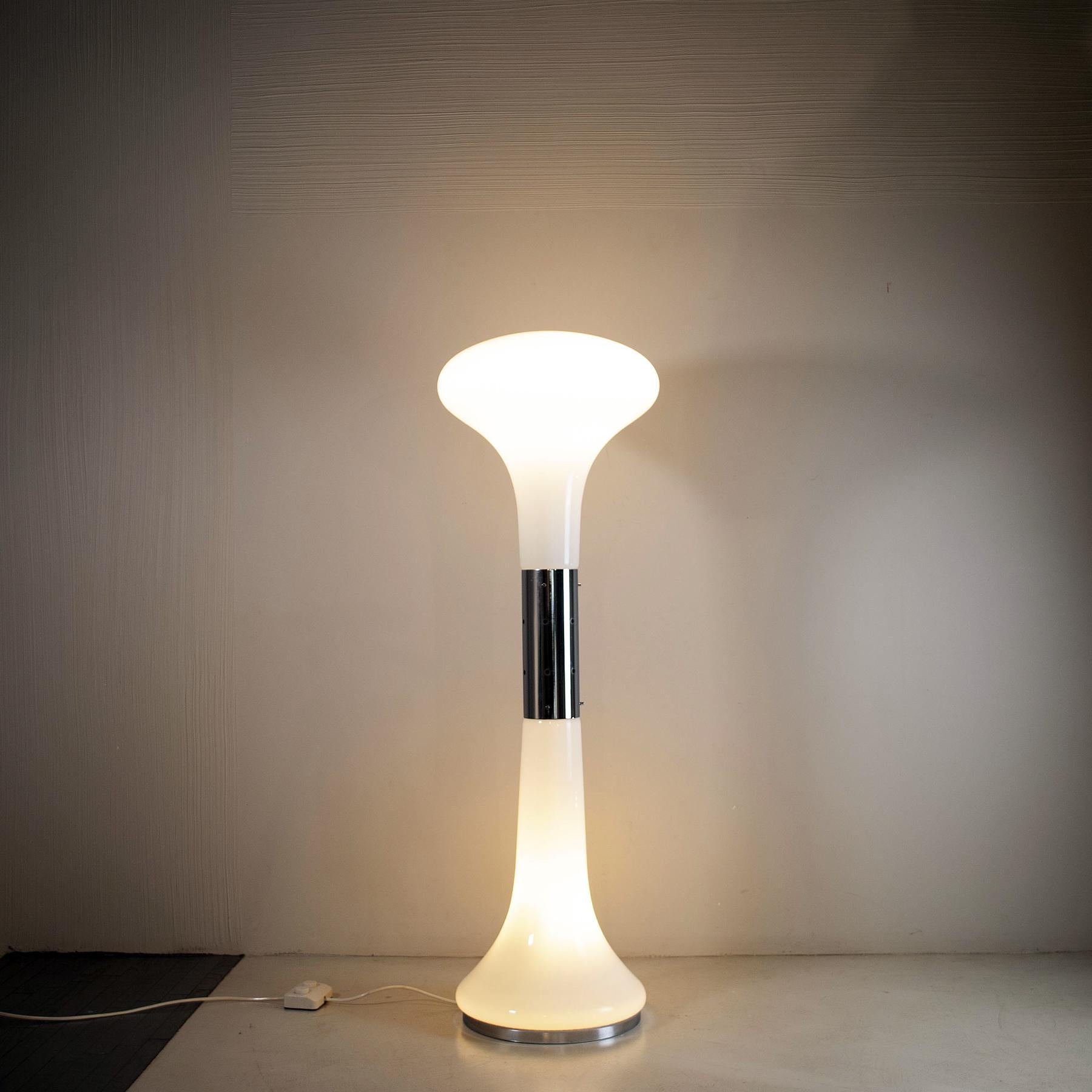 Carlo Nason  AV Mazzega lampadaire space age 1970. Bon état - En vente à bari, IT