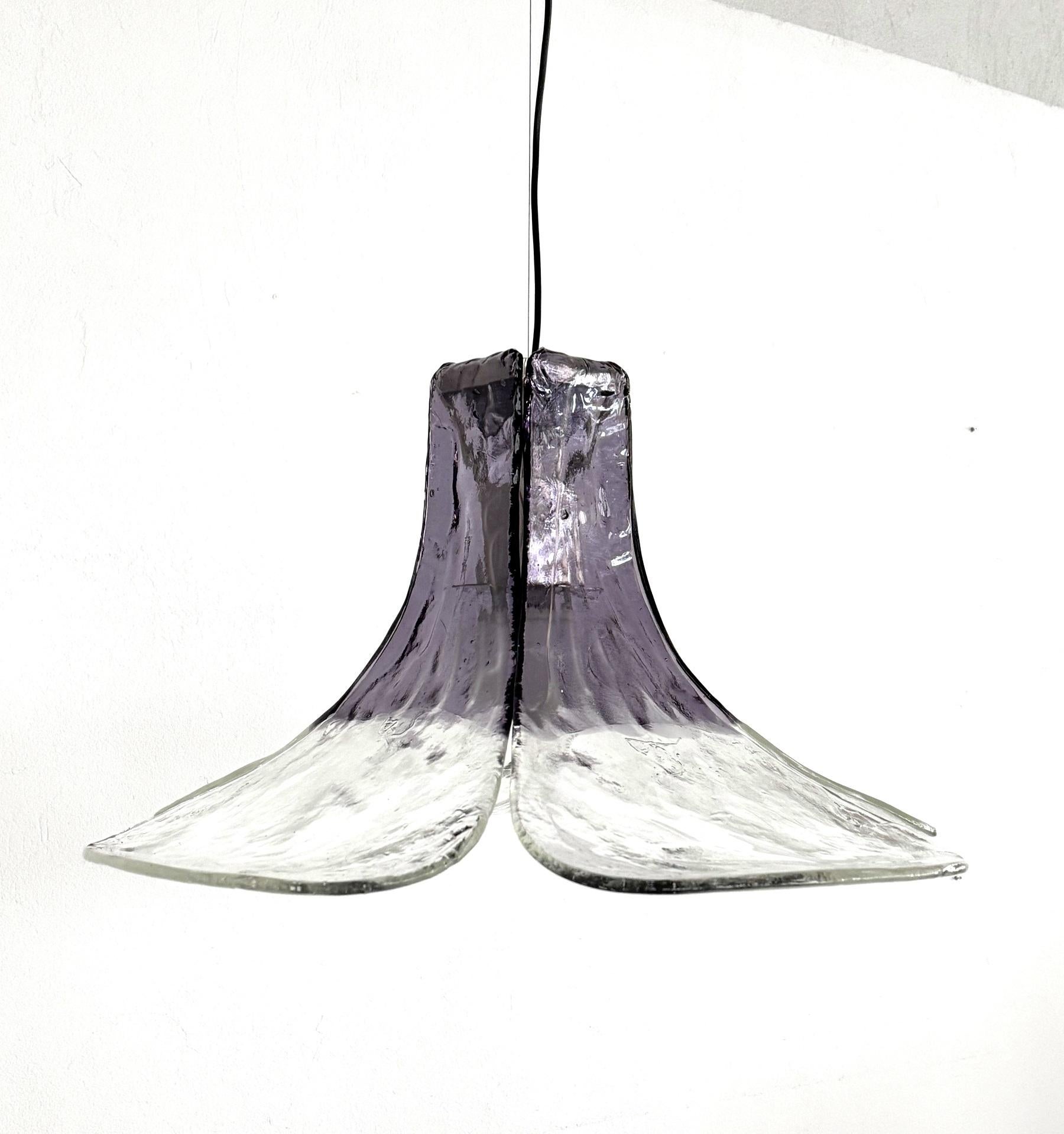 italien Lustre Petals en verre de Murano mauve et cristal, 1960, Carlo Nason for Murano en vente