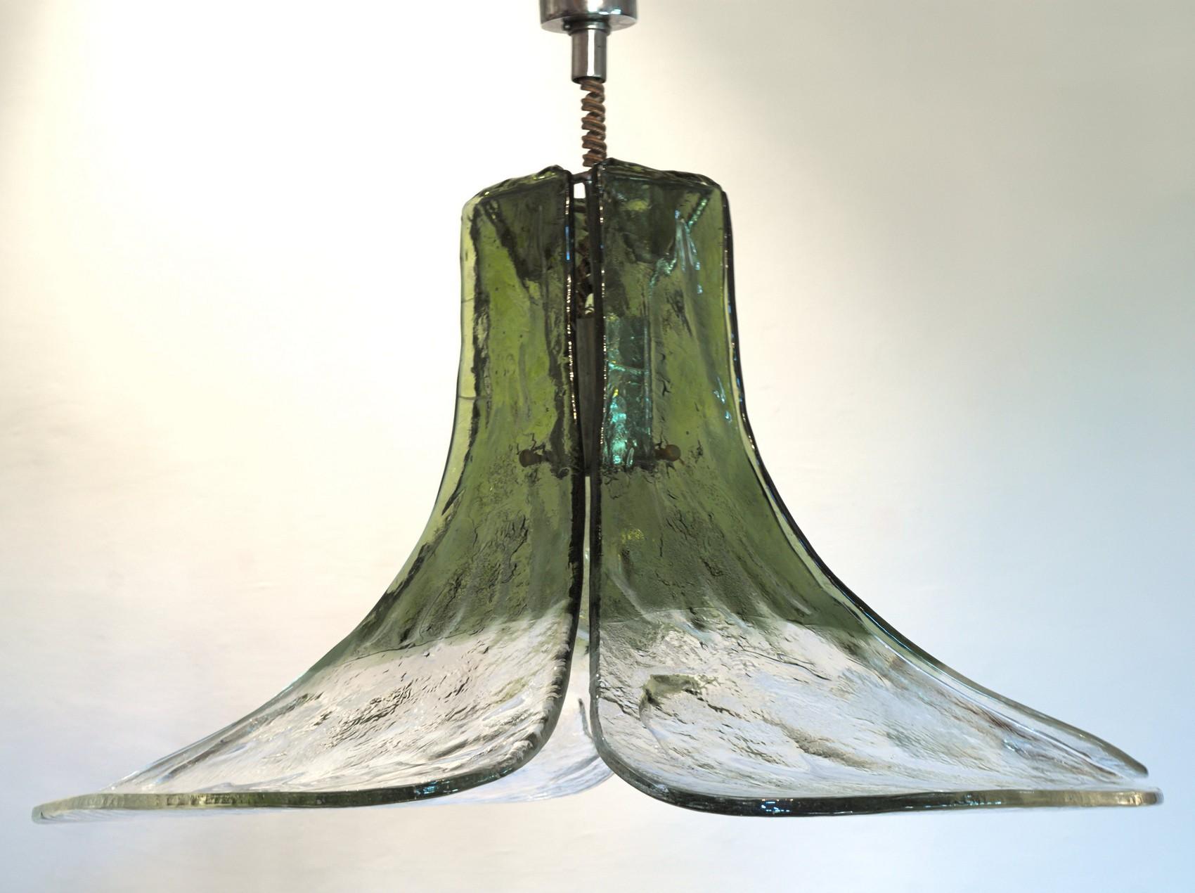 Art Glass Carlo Nason for Mazzega Pair of Clover Suspension Green Clear Murano Glass 1970s
