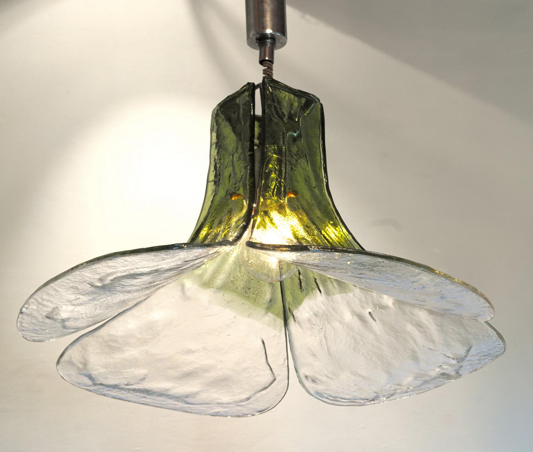 Carlo Nason for Mazzega Pair of Clover Suspension Green Clear Murano Glass 1970s 1