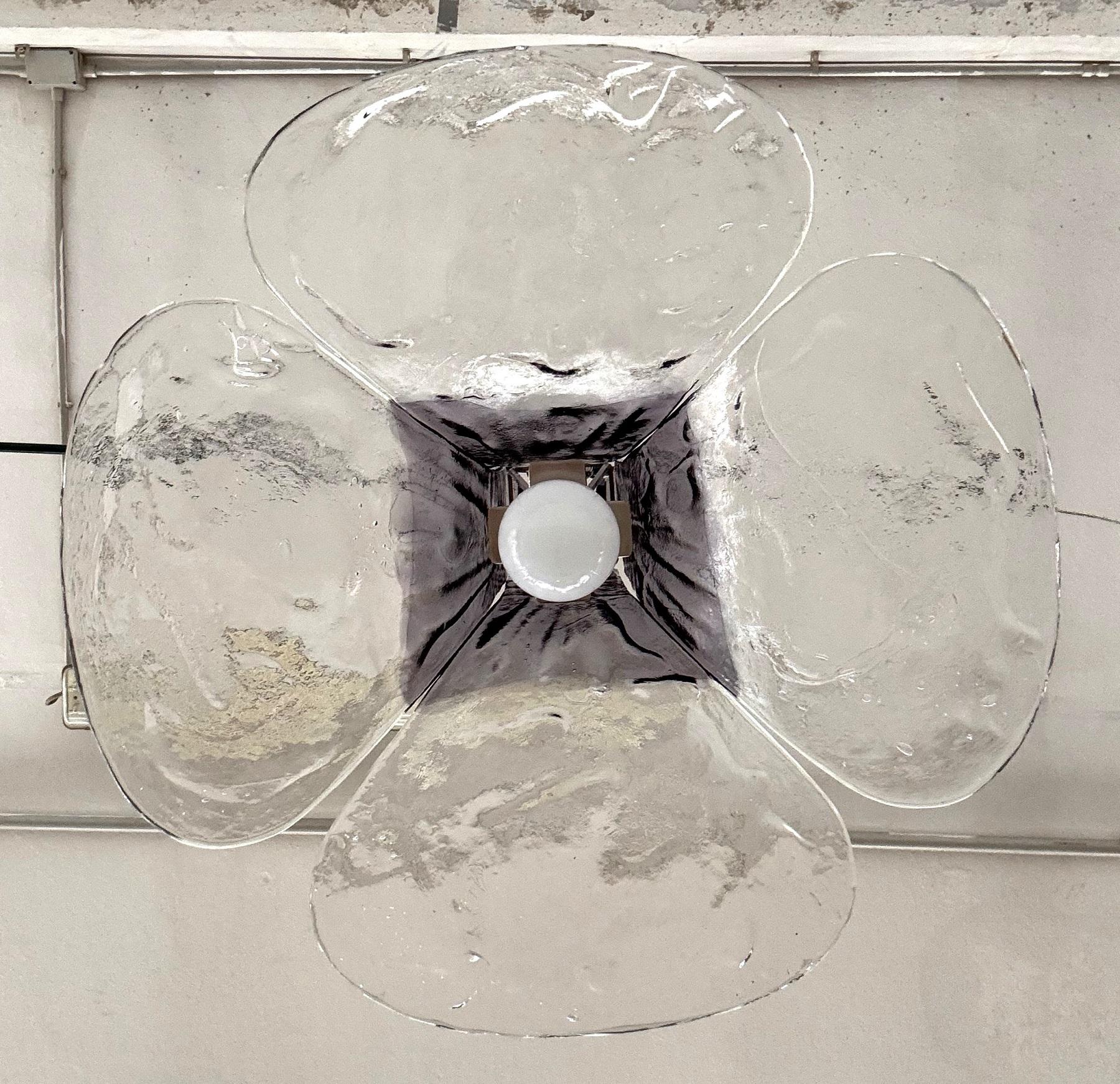 Fait main Lustre Petals de Carlo Nason pour Mazzega en cristal de Murano violet, années 1960 en vente