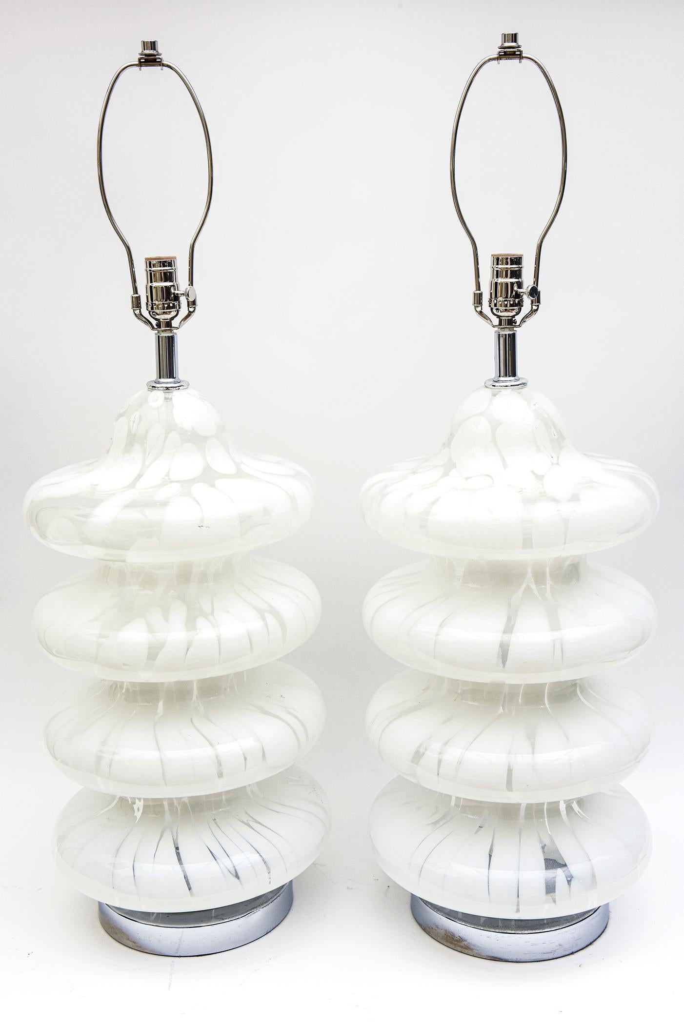 Italian Vintage Carlo Nason for Mazzega Murano White Tiered Pagoda Glass Lamps Pair Of For Sale