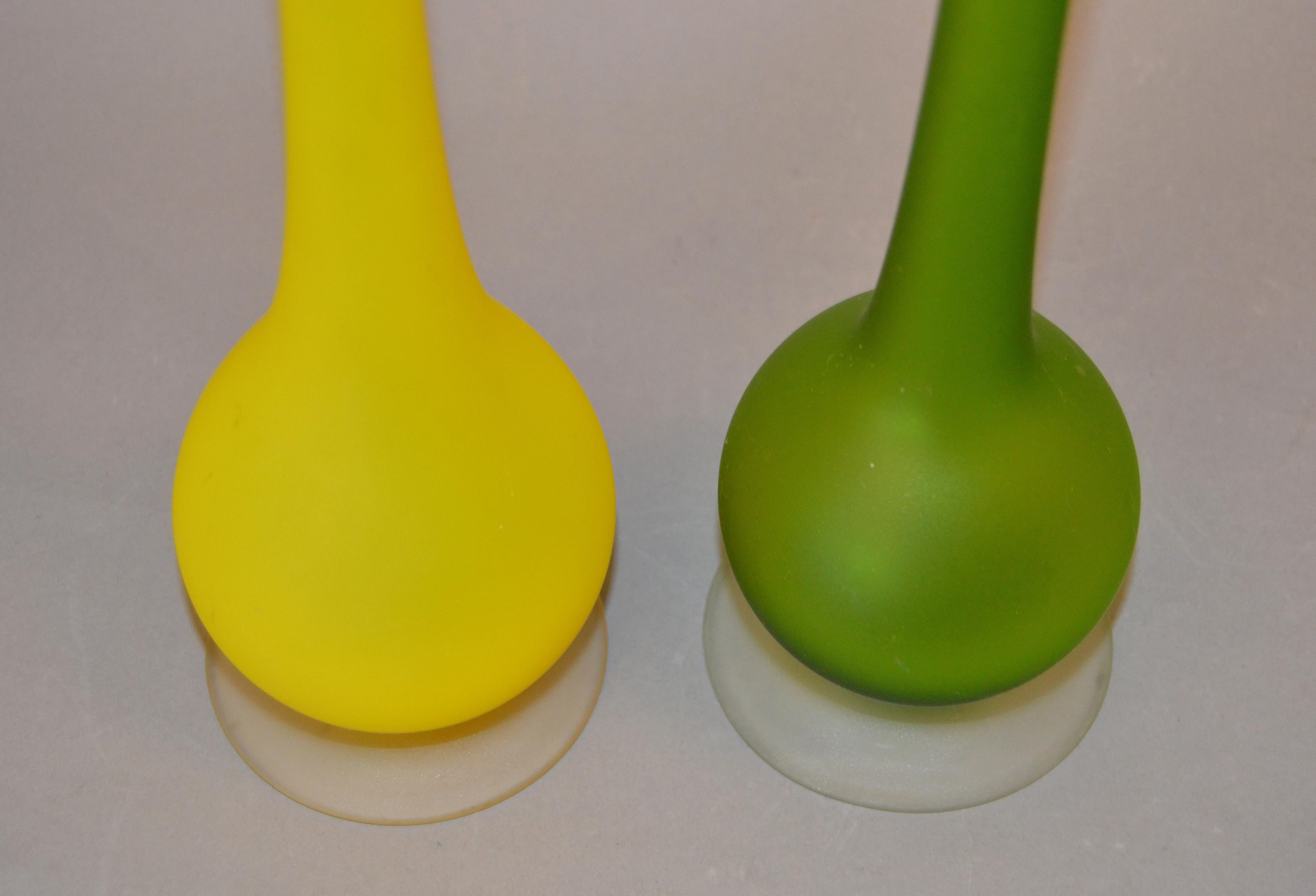 Hand-Crafted Carlo Nason for Rosenthal Netter Satin Glass Bud Vases Italy, Pair