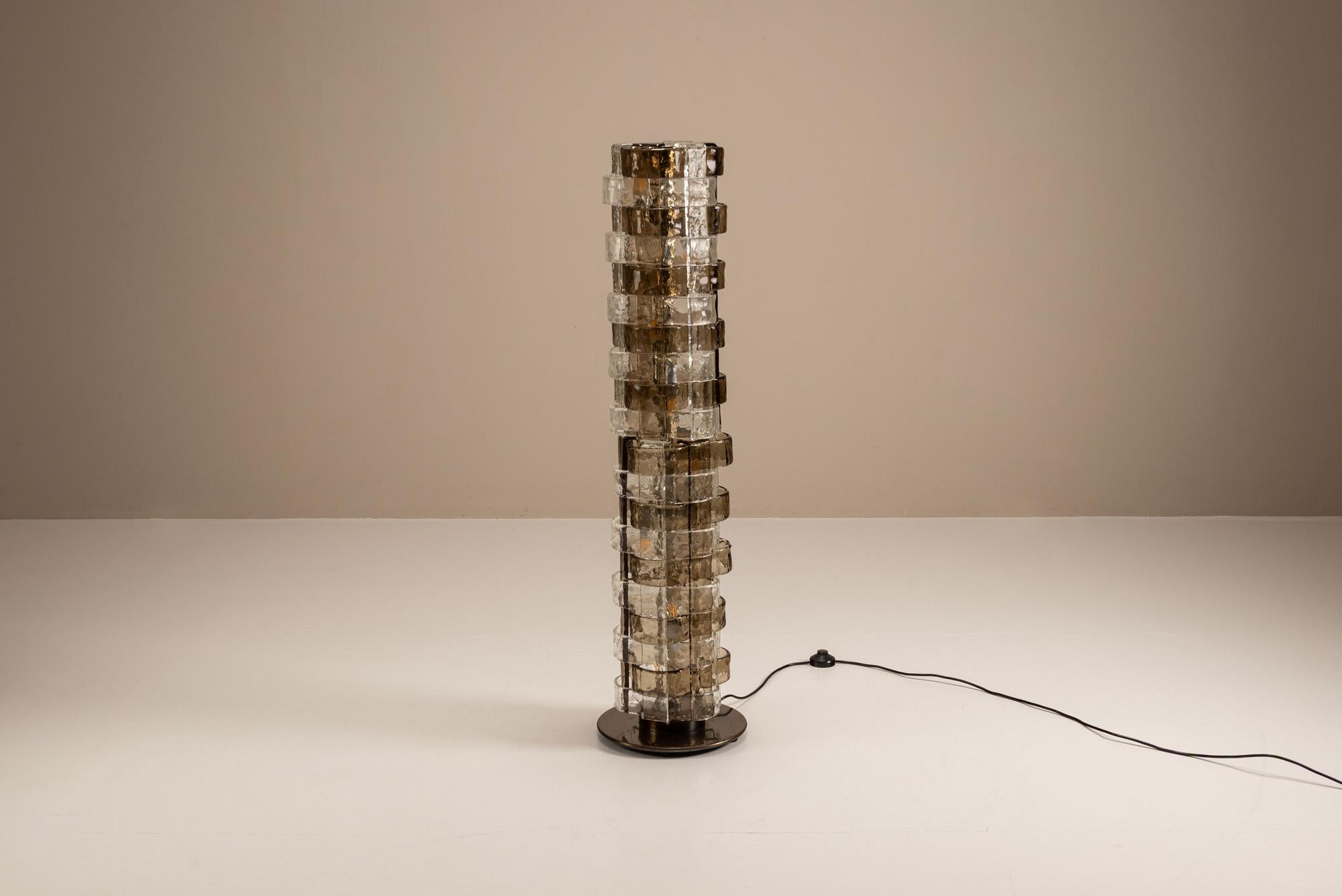 Carlo Nason LT 378 Lampadaire Cristal et verre tabac pour Mazzega, Italie, années 1970 en vente 6