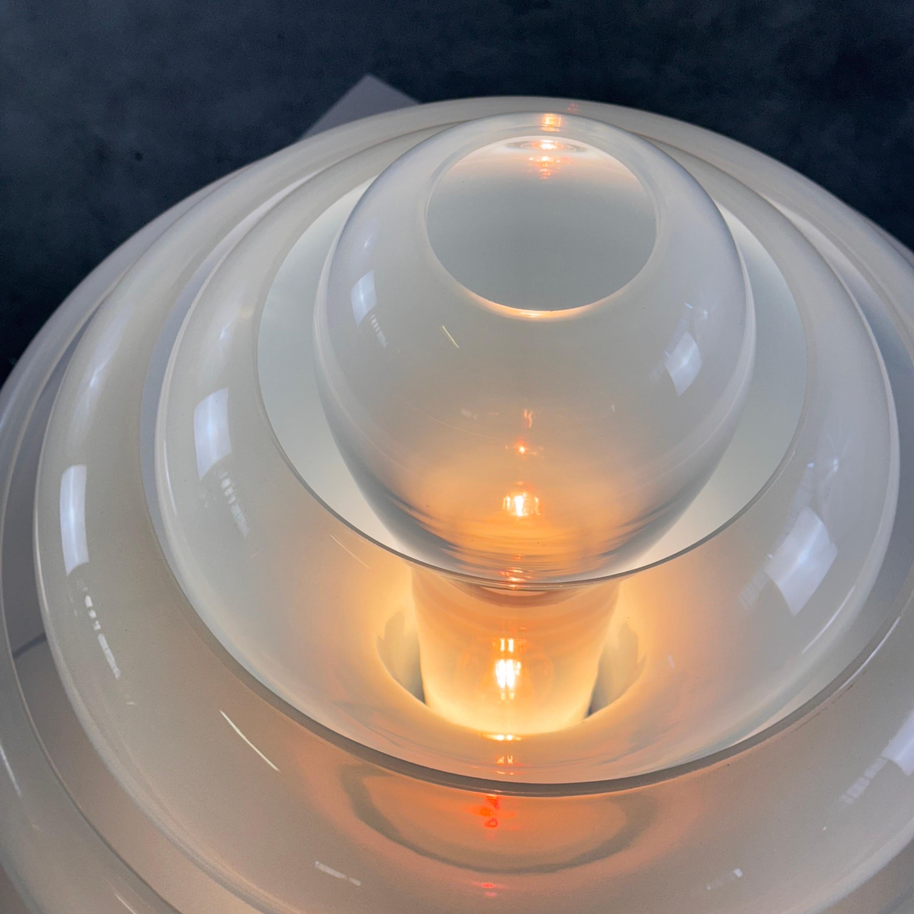 Mid-20th Century Carlo Nason LT305 'Lotus' Table Lamp for Mazzega, Opalescent Glass, 1960s Design