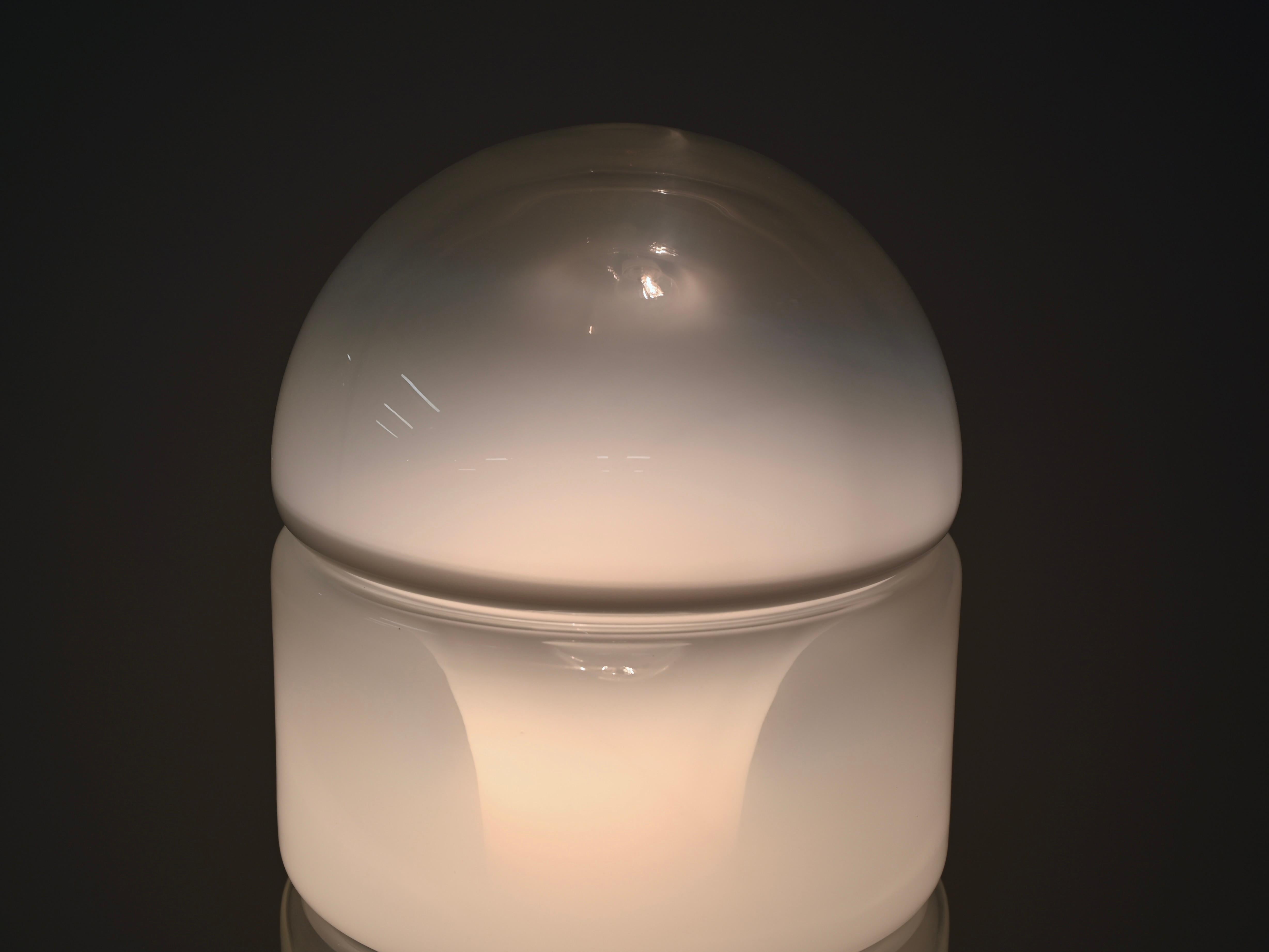 Carlo Nason Lámpara de pie Mazzega Modelo LT 316 de cristal de Murano, Italia Años 70 Moderno de mediados de siglo en venta