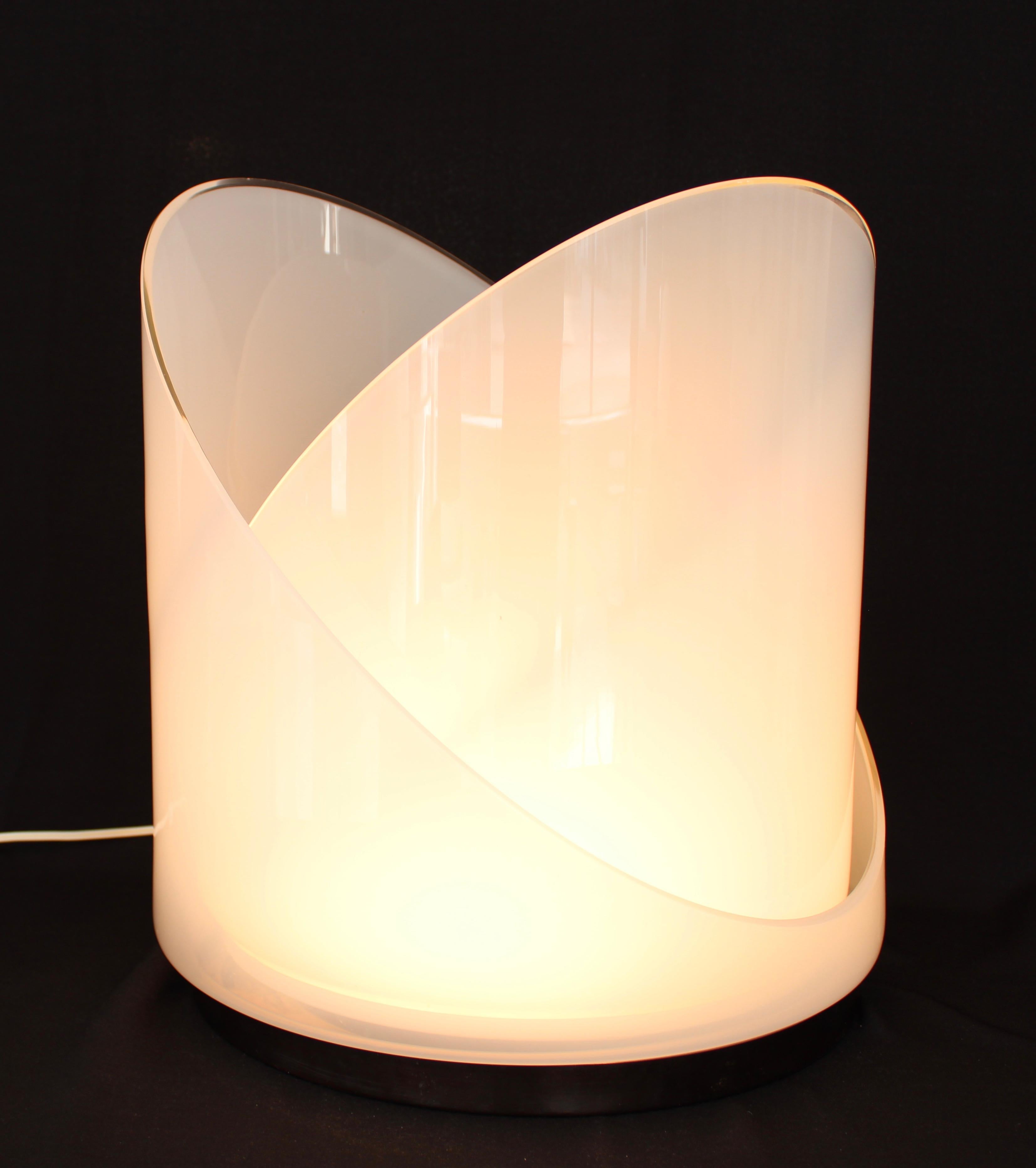 Mid-Century Modern Carlo Nason Model T300 Modulable Italian Sculptural Glass Table Lamp Mazzega