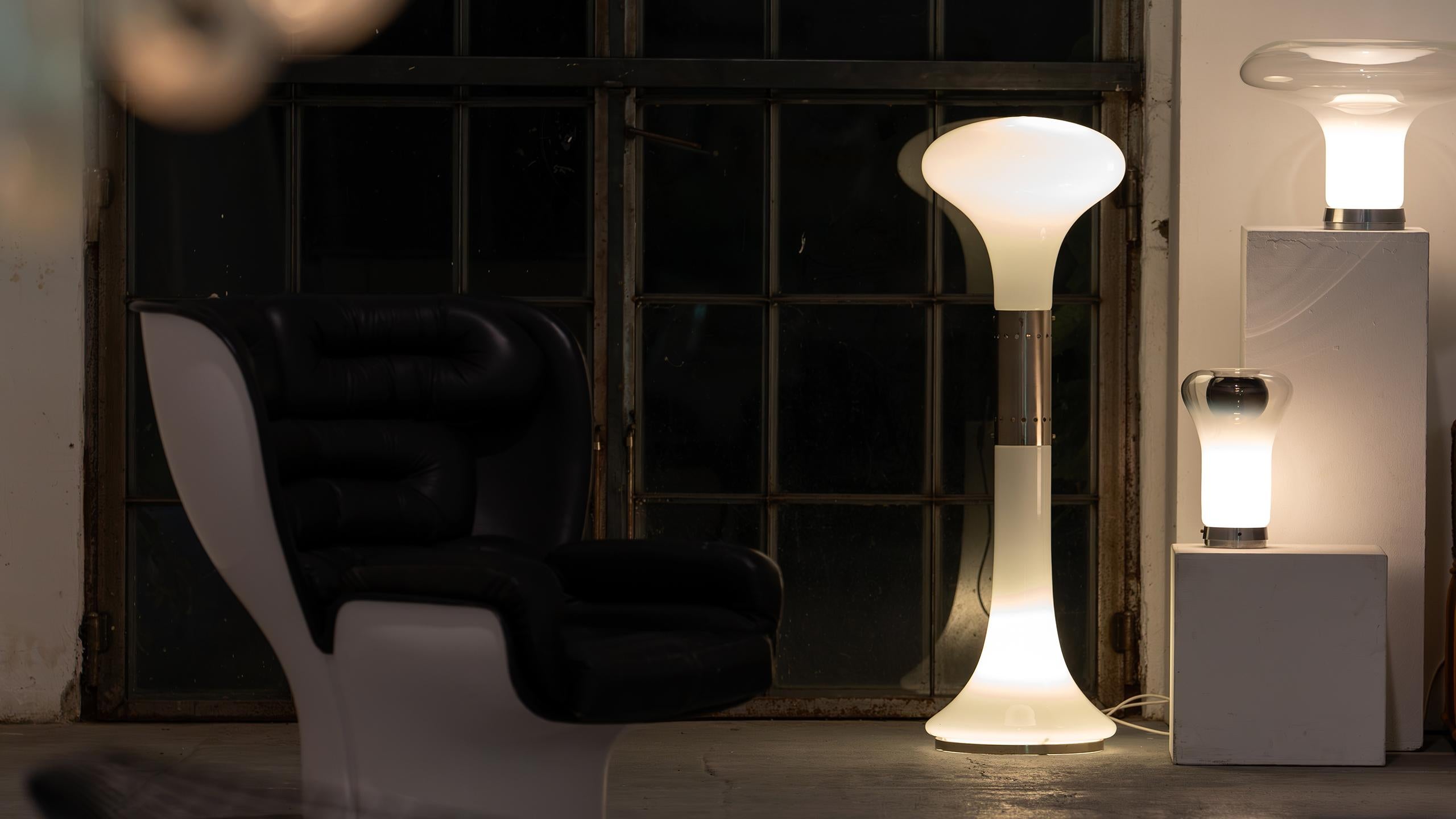 Mid-Century Modern Carlo Nason Murano Glass & Chrome Soffiato Floor Lamp by Mazzega 1962 Italy
