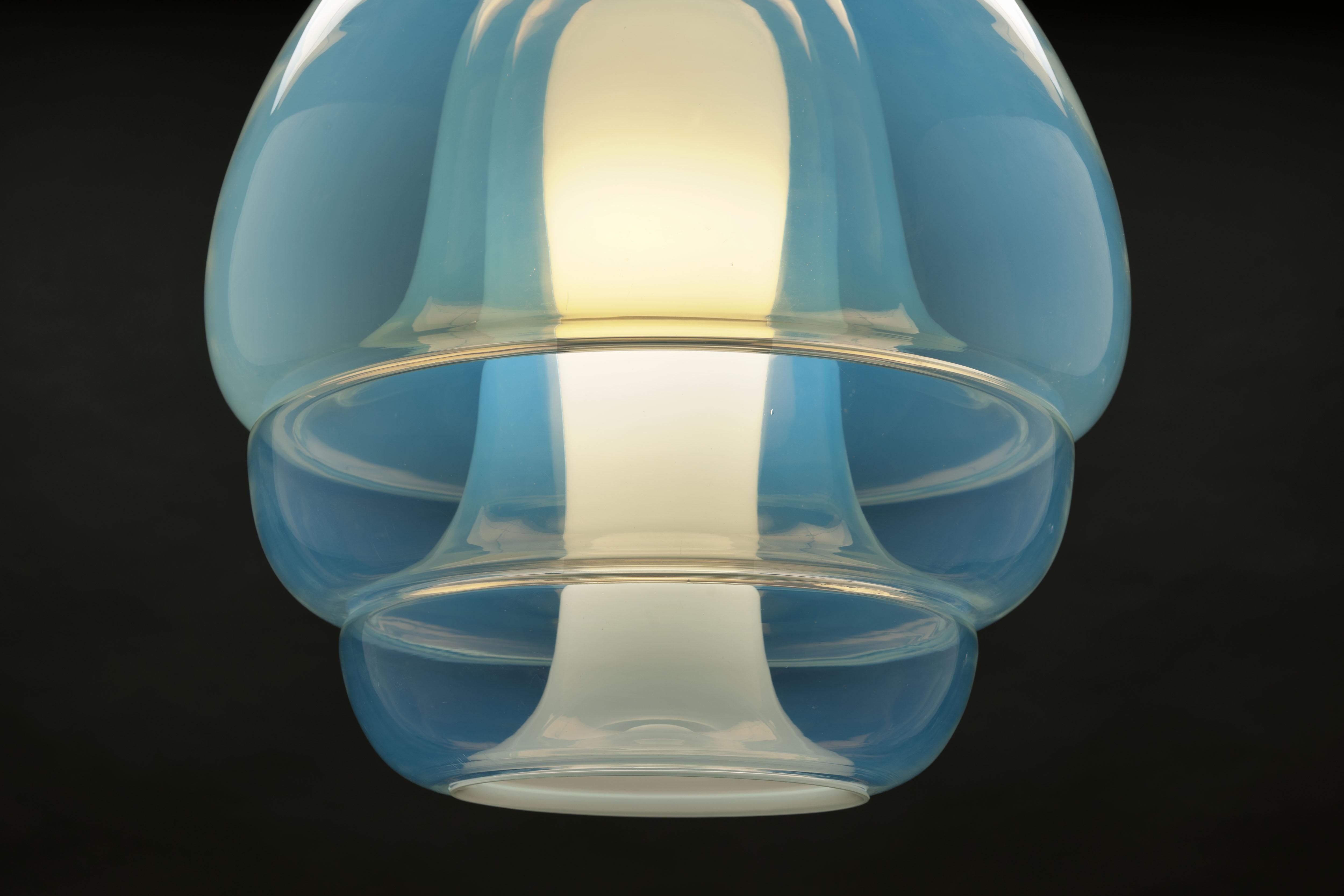 Carlo Nason Opalescent Glass Pendant by Mazzega, Murano In Good Condition In Utrecht, NL