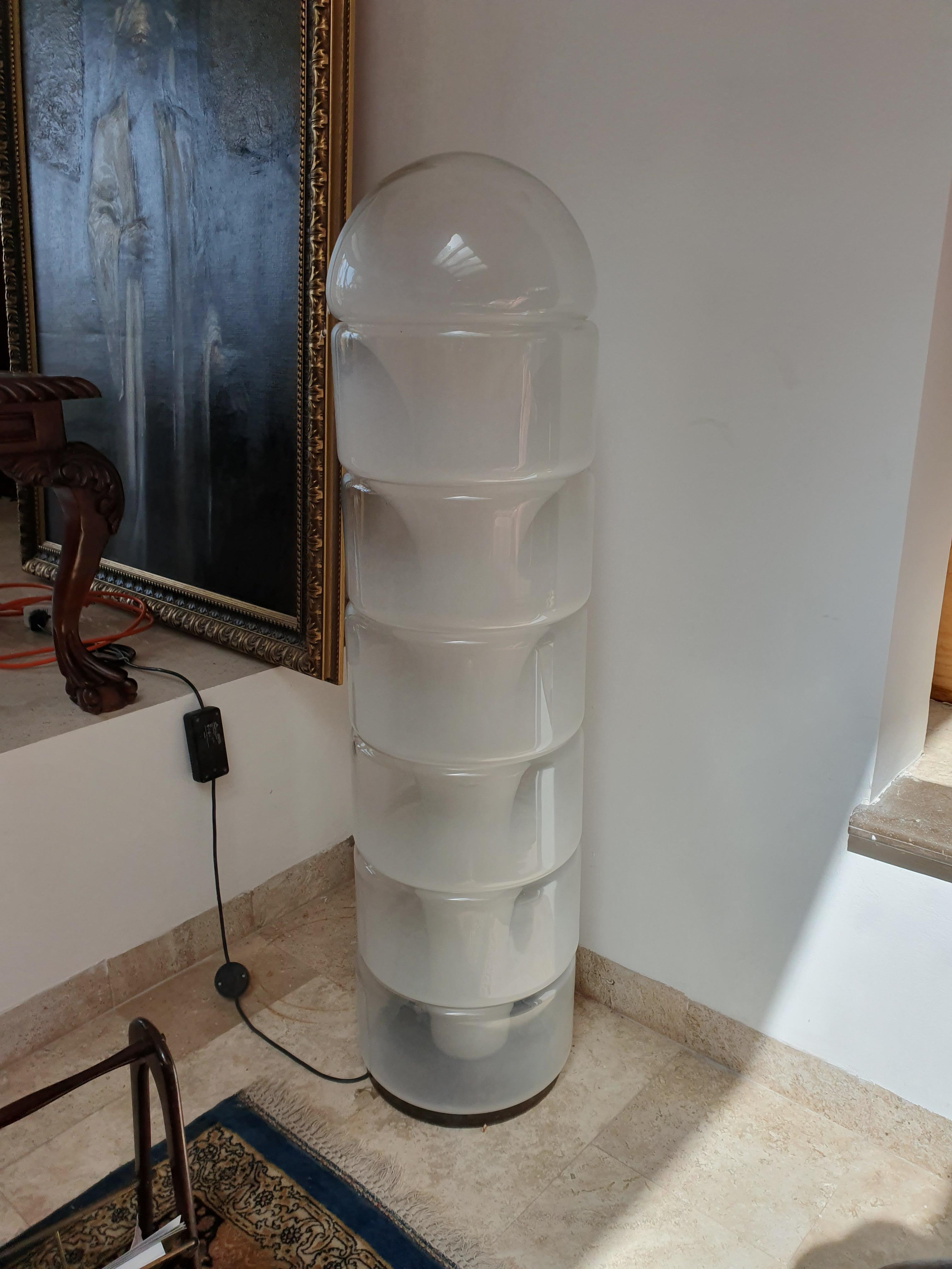 Mid-Century Modern Carlo Nason Sfumato Floor Lamp for Mazzega in Murano Opalescent Glass circa 1960