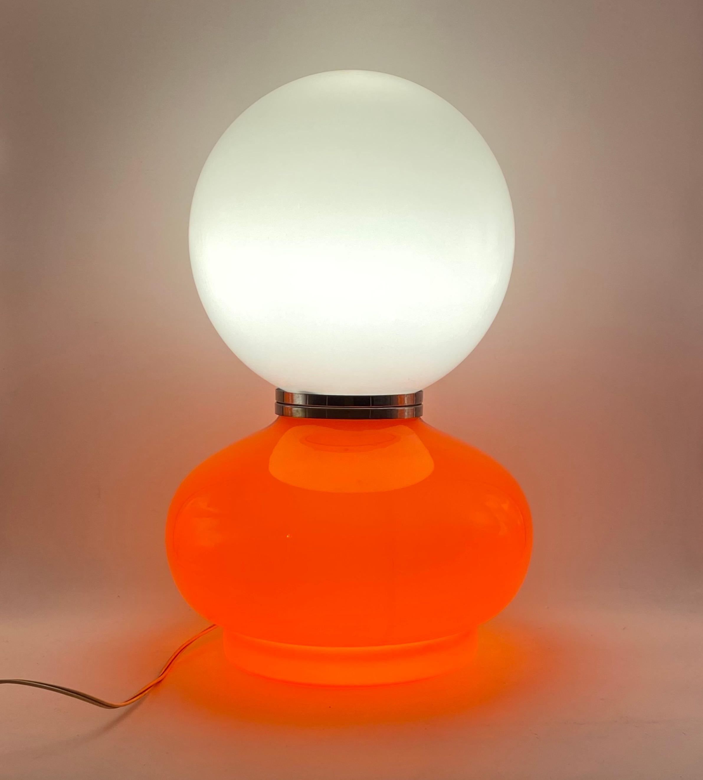 Carlo Nason, Tischlampe aus rotem Muranoglas aus dem Space Age, AV Mazzega, 1970er Jahre im Angebot 11