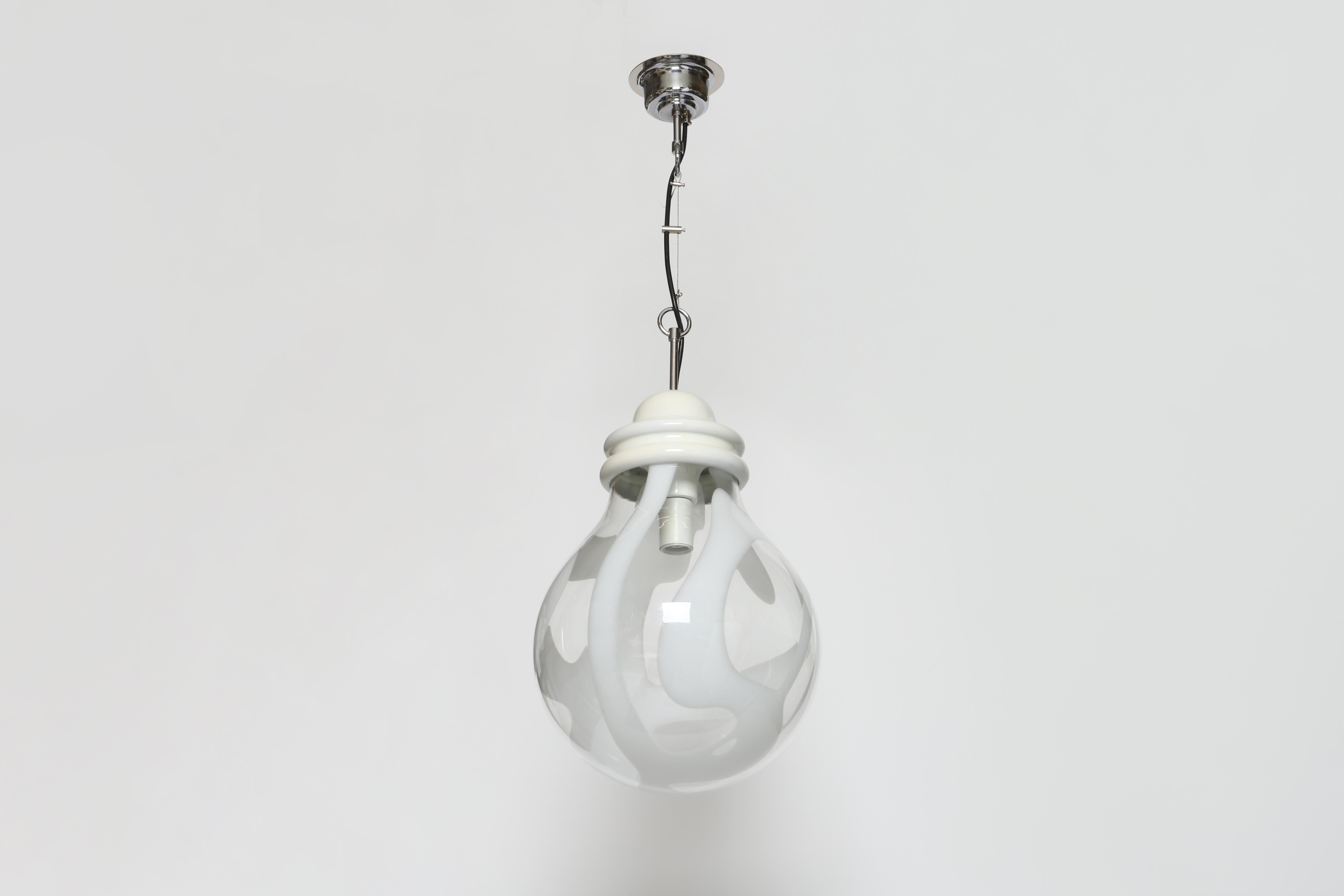 Mid-Century moderno Pendente da soffitto in vetro di Murano in stile Carlo Nason, Italia circa anni '70 in vendita