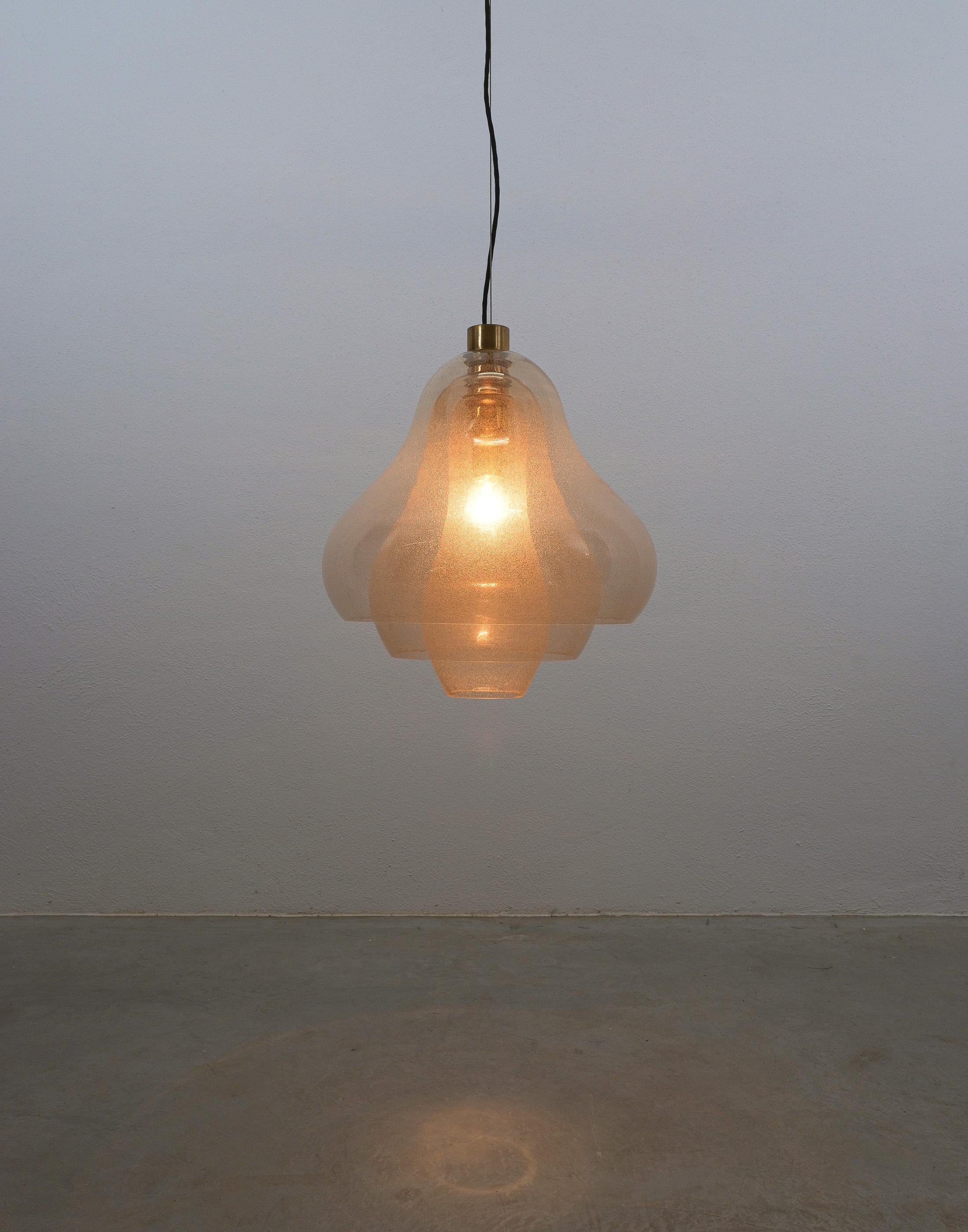 Carlo Nason Three Shade Pulegoso Glass Pendant Lamp Mazzega, Italy, 1960 For Sale 3