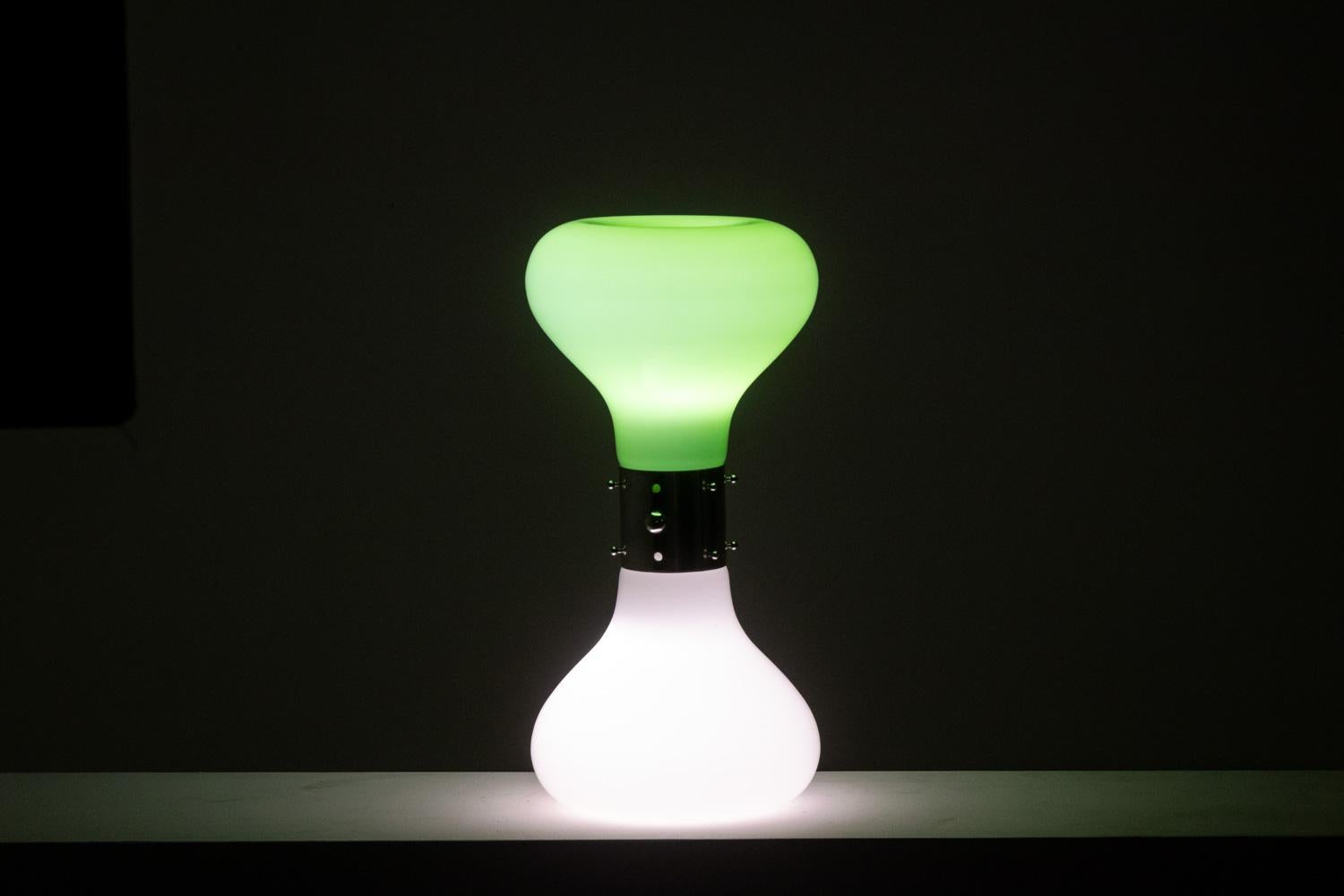 Carlo Nason. Lámpara de cristal blanco y verde. 1970s. Italiano en venta