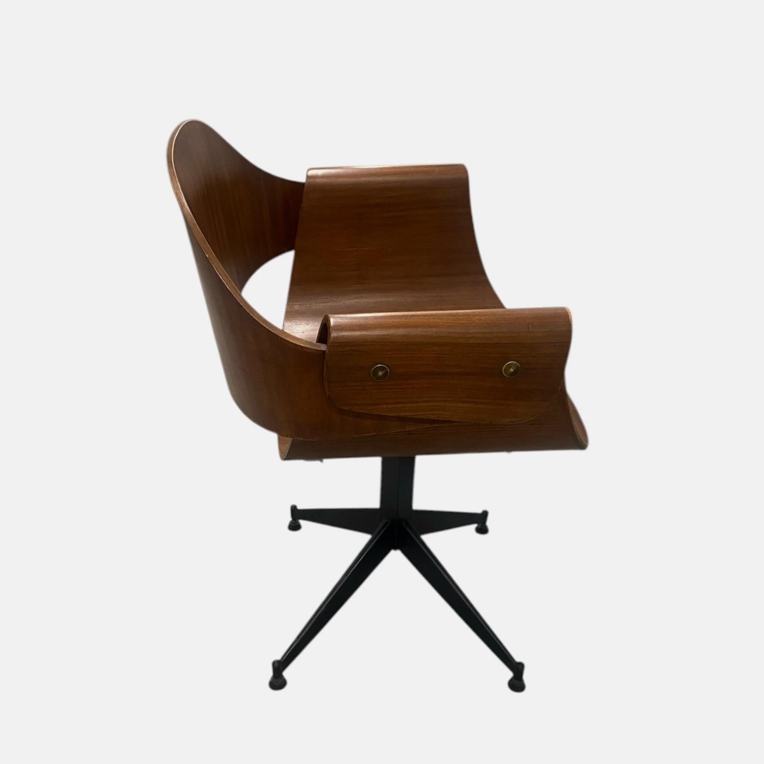 Carlo Ratti ein seltener Drehsessel aus gebogenem Sperrholz, italienisch um 1950's (Italienisch)