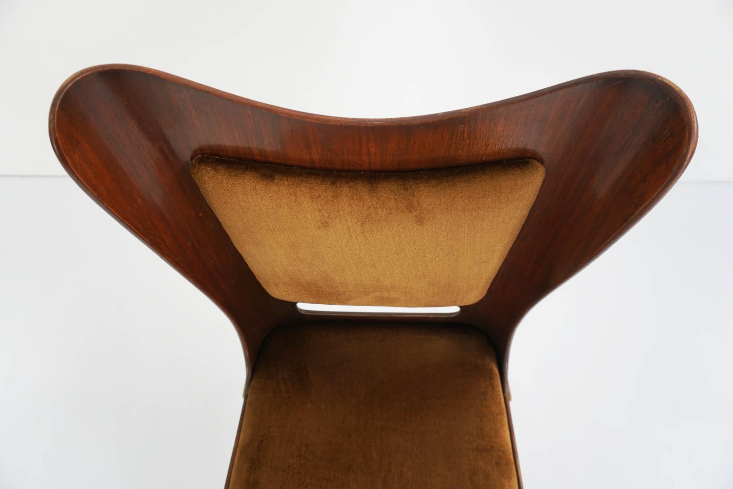 Mid-20th Century Carlo Ratti Collector Chair