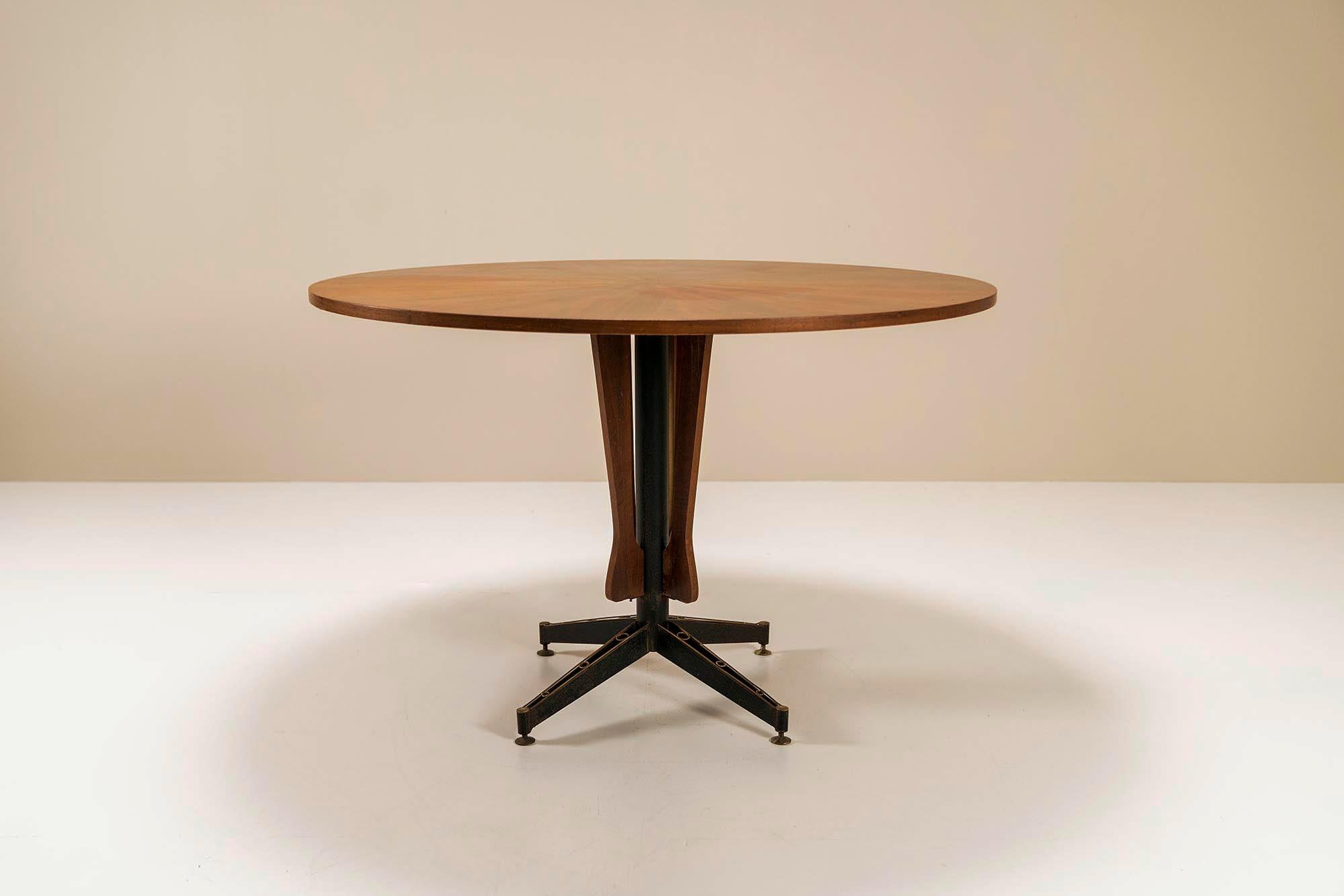 Italian Carlo Ratti Round Dining Table Made by Lissoni, Italy, 1950s